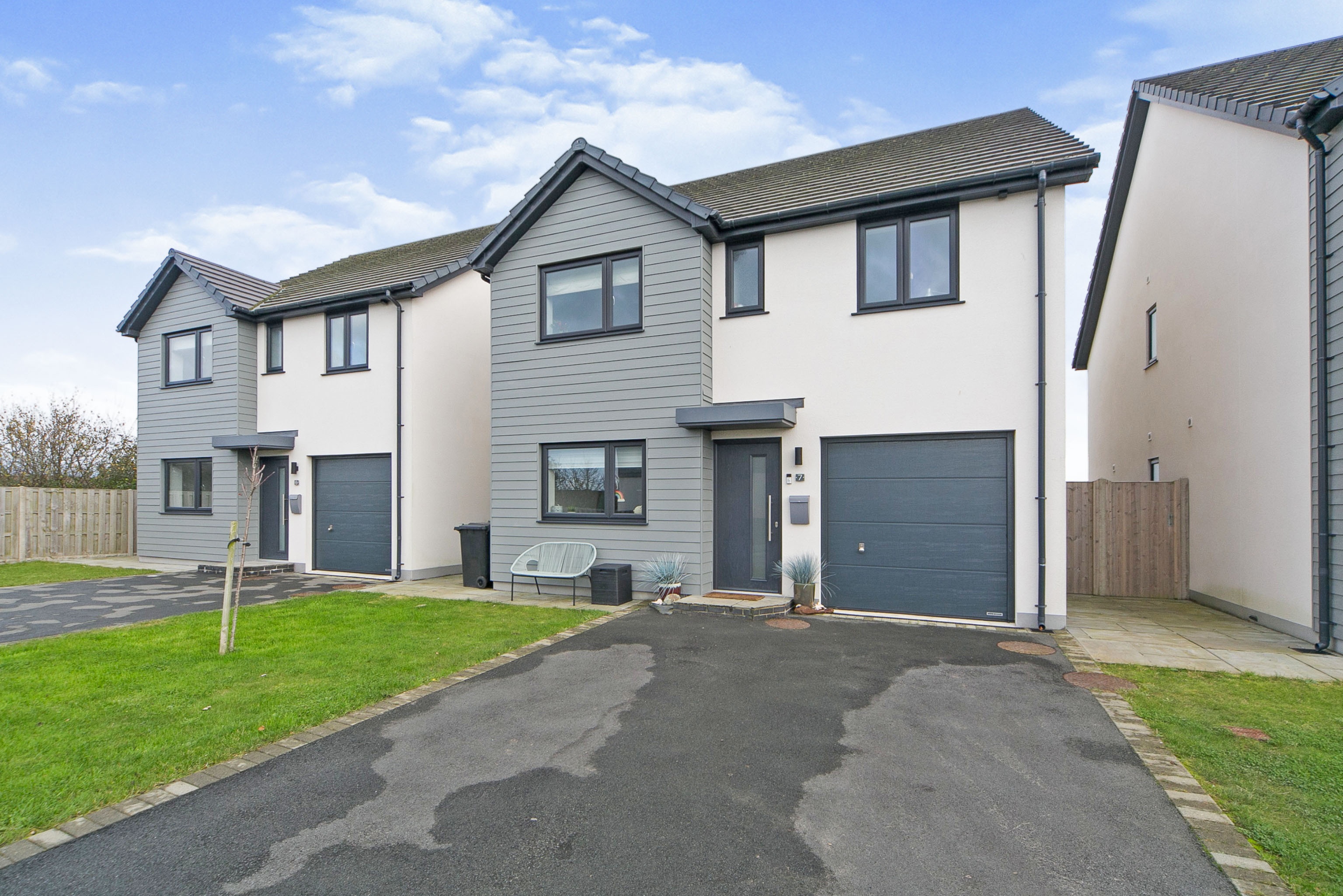 5 bedroom detached house for sale in llanfaelog, ty Croes, LL63 5TH