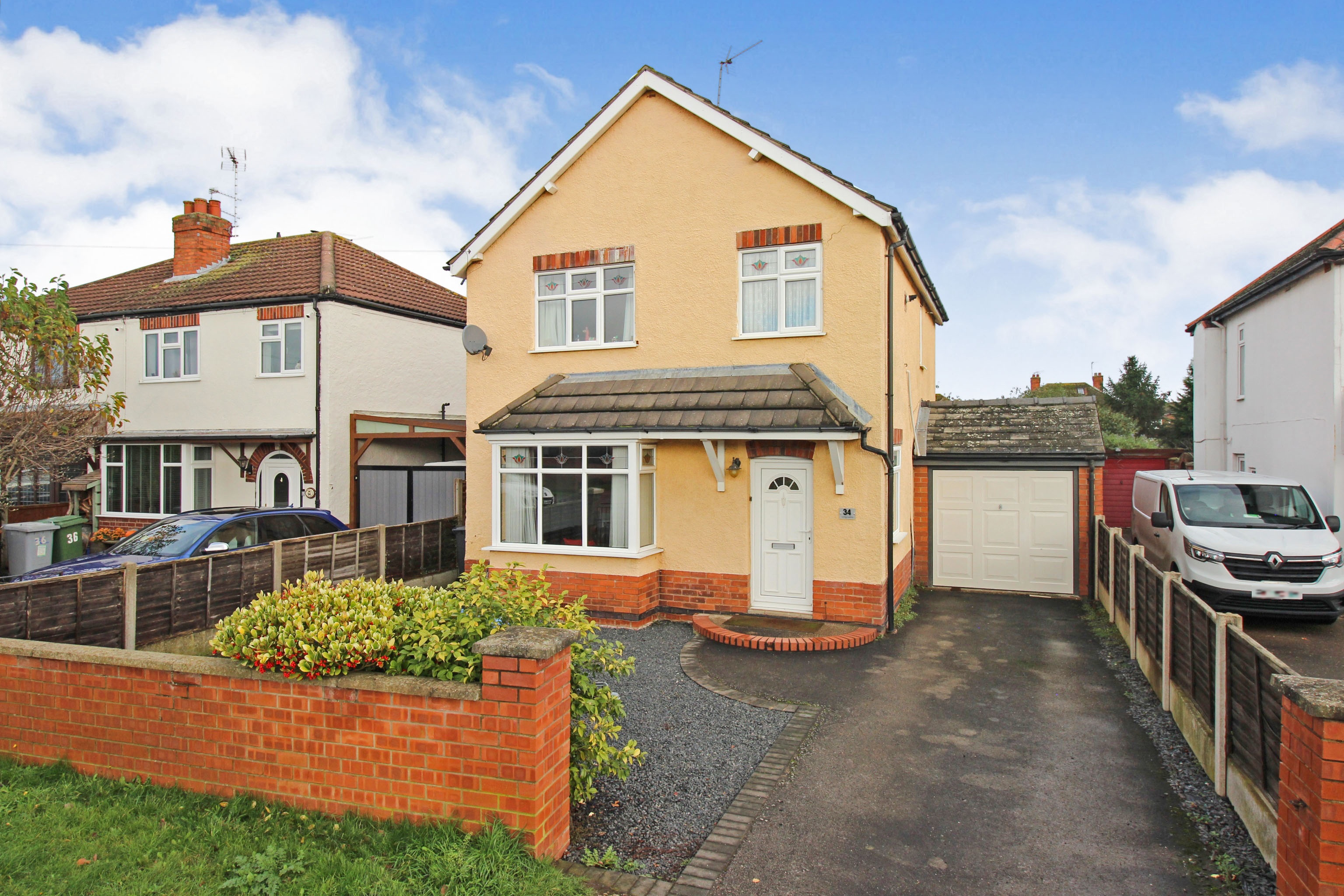 3 bedroom detached house for sale in Long Lane, Farndon, Newark, NG24 4SU