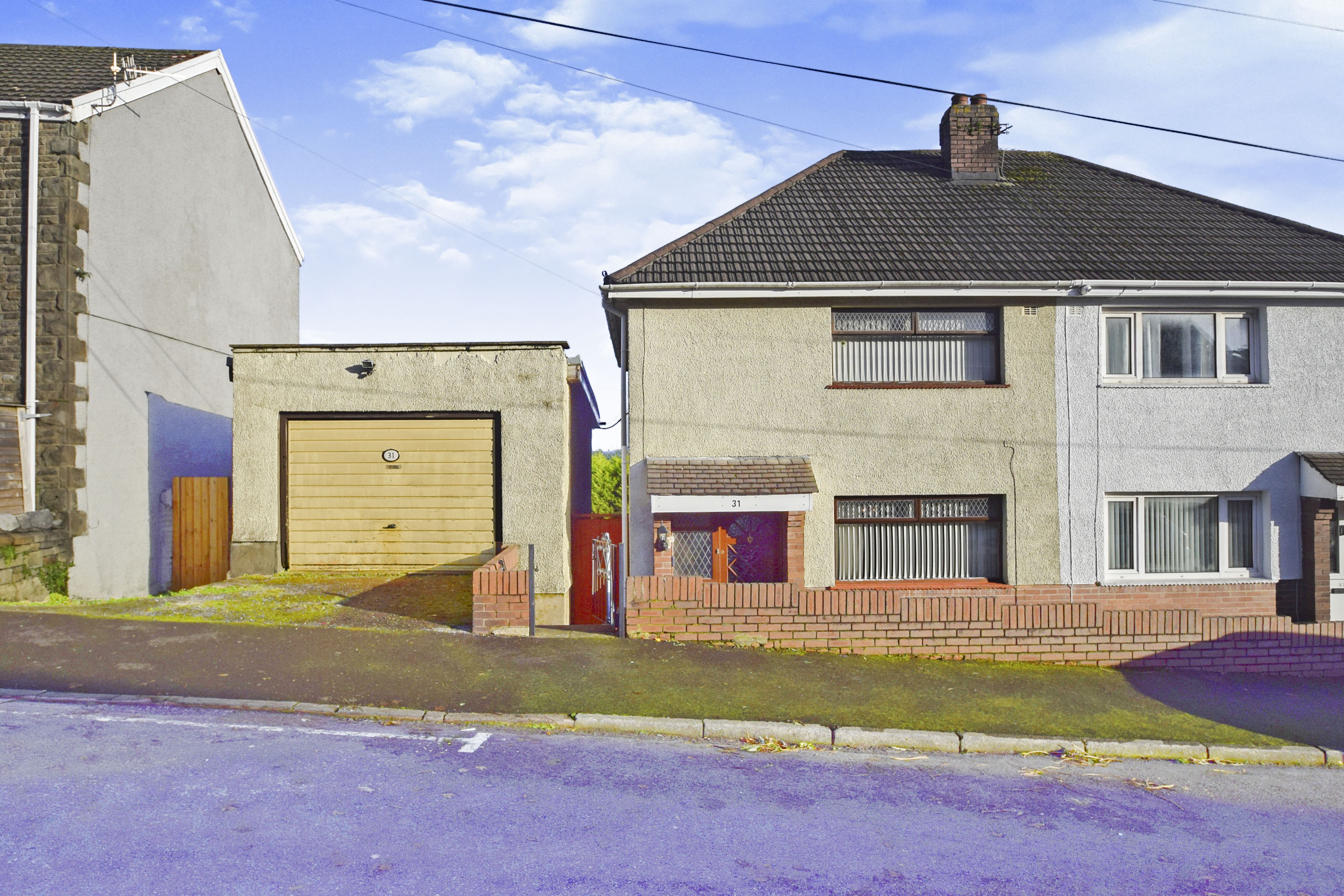 2 bedroom semidetached house for sale in PentreTreharne Road, Swansea
