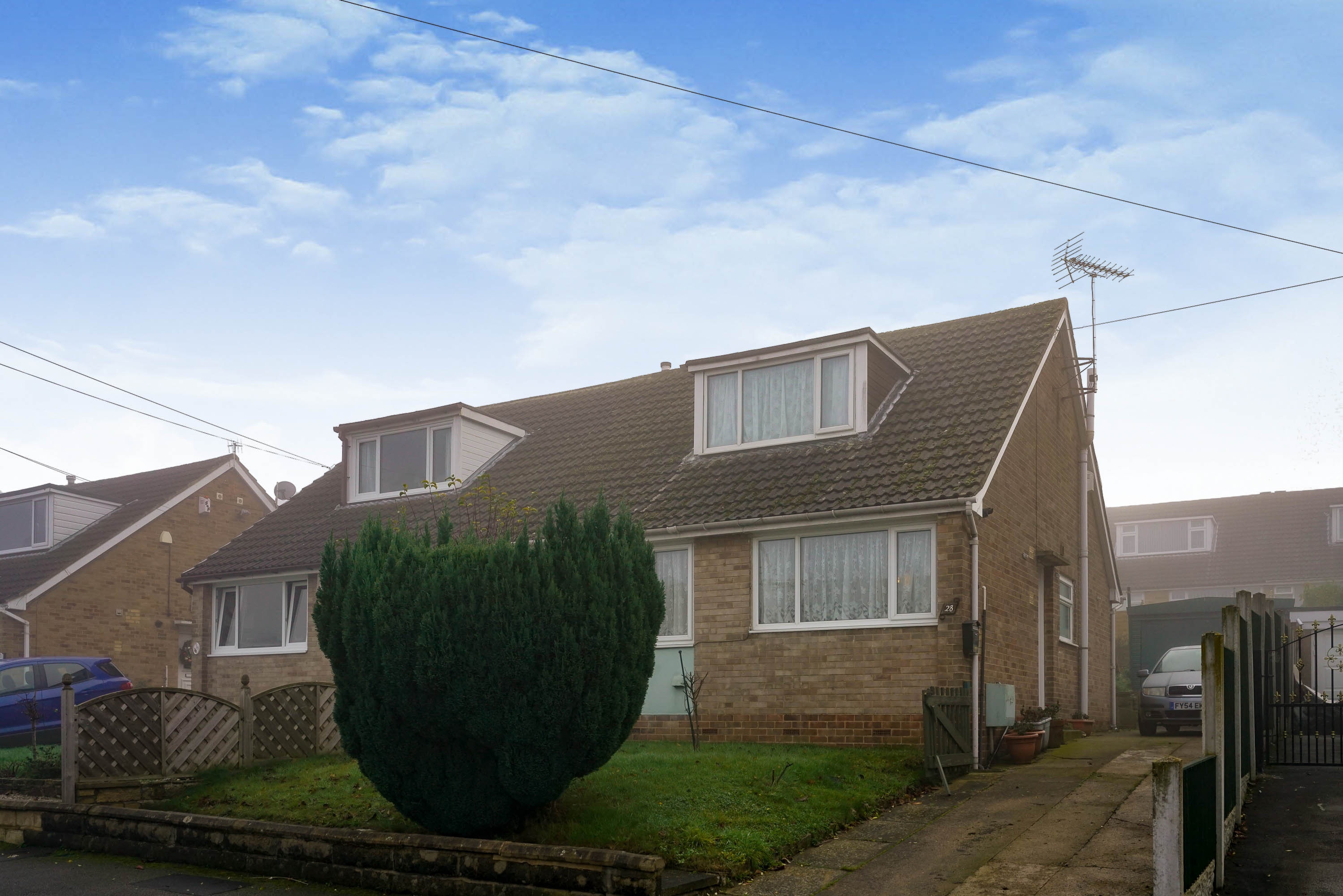 3 bedroom semidetached bungalow for sale in Cherry Tree Drive, Farsley