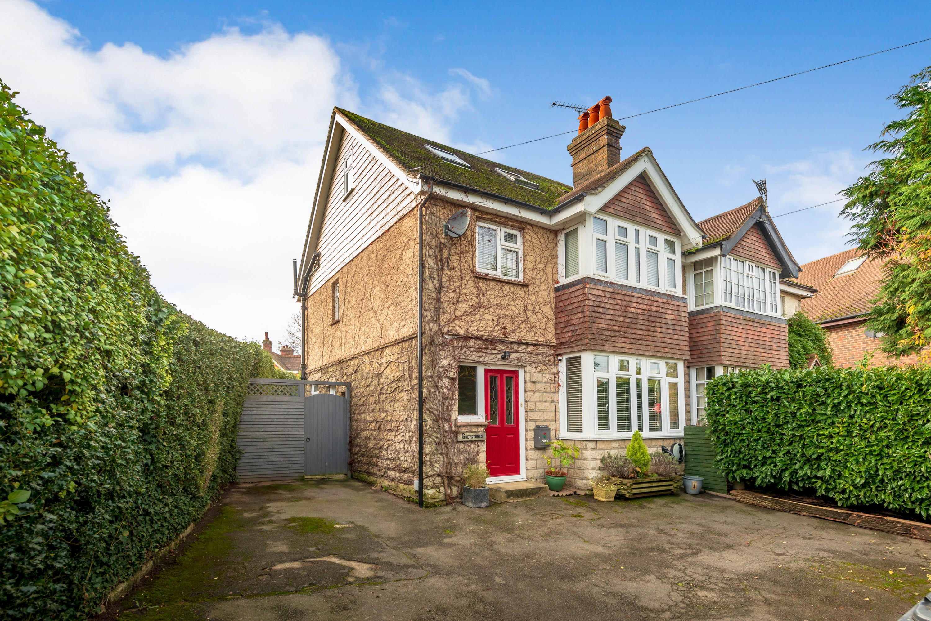 4 bedroom semidetached house for sale in Lingfield Road, East Grinstead, RH19 2EJ