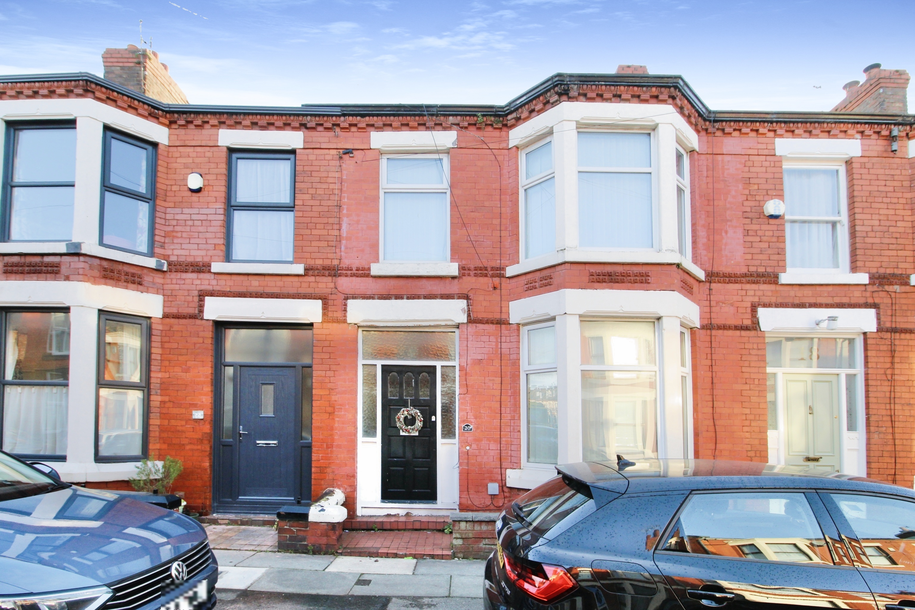 3 bedroom terraced house for sale in Elmsdale Road, Liverpool, L18 1LX