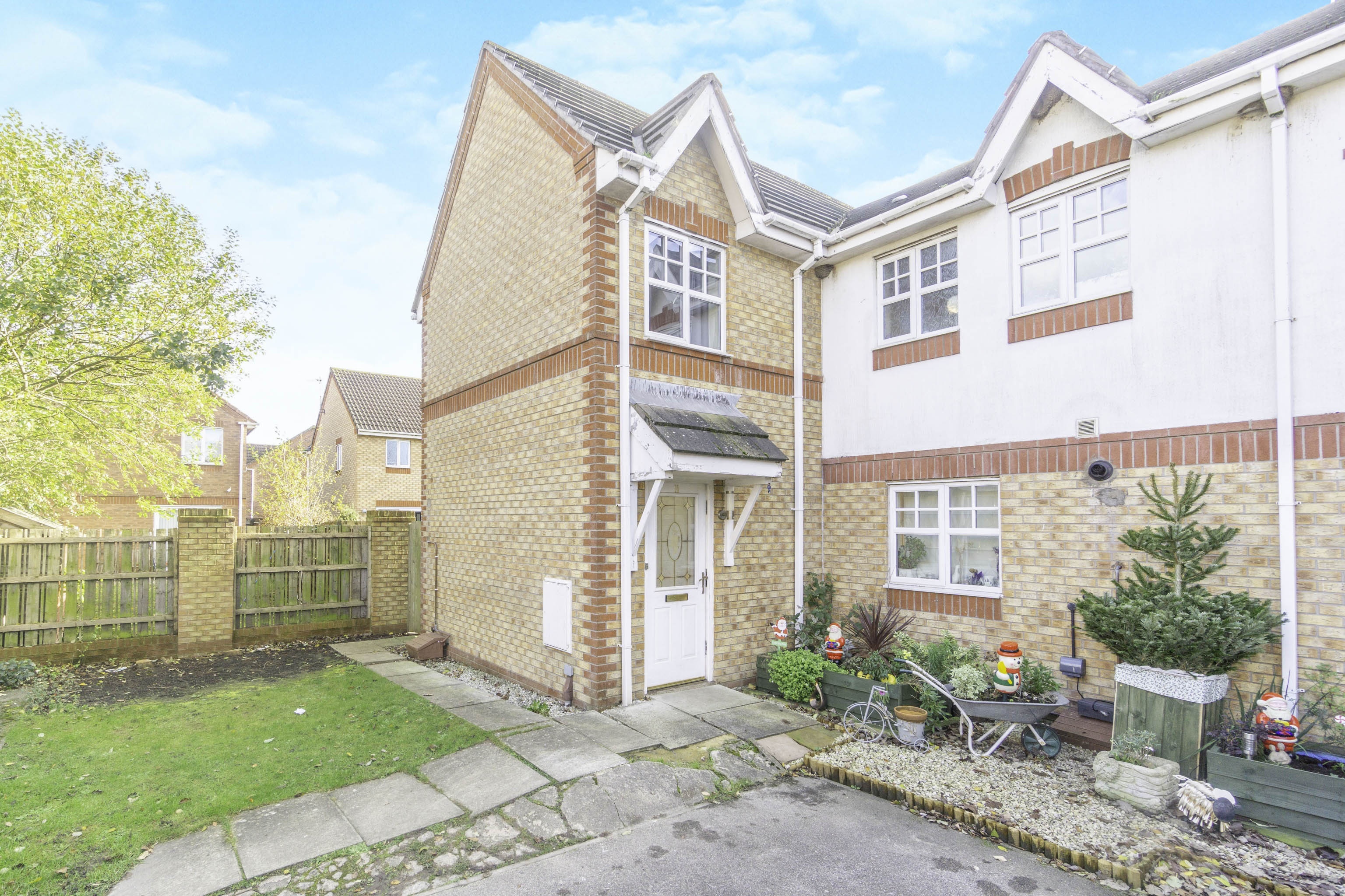 2 bedroom terraced house for sale in Springdale Close, Moreton, Wirral