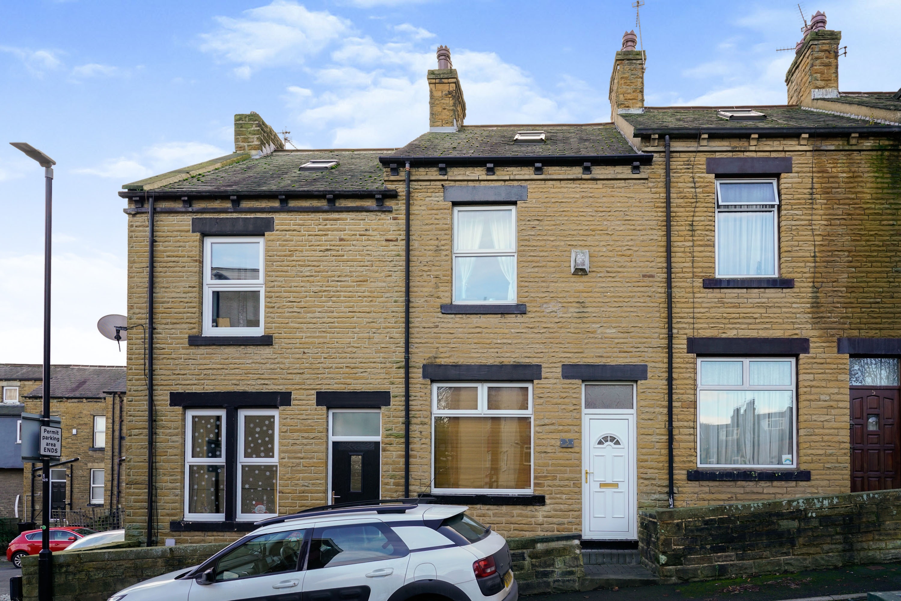 4 bedroom terraced house for sale in Turner Street, Farsley, Leeds, LS28 5EP