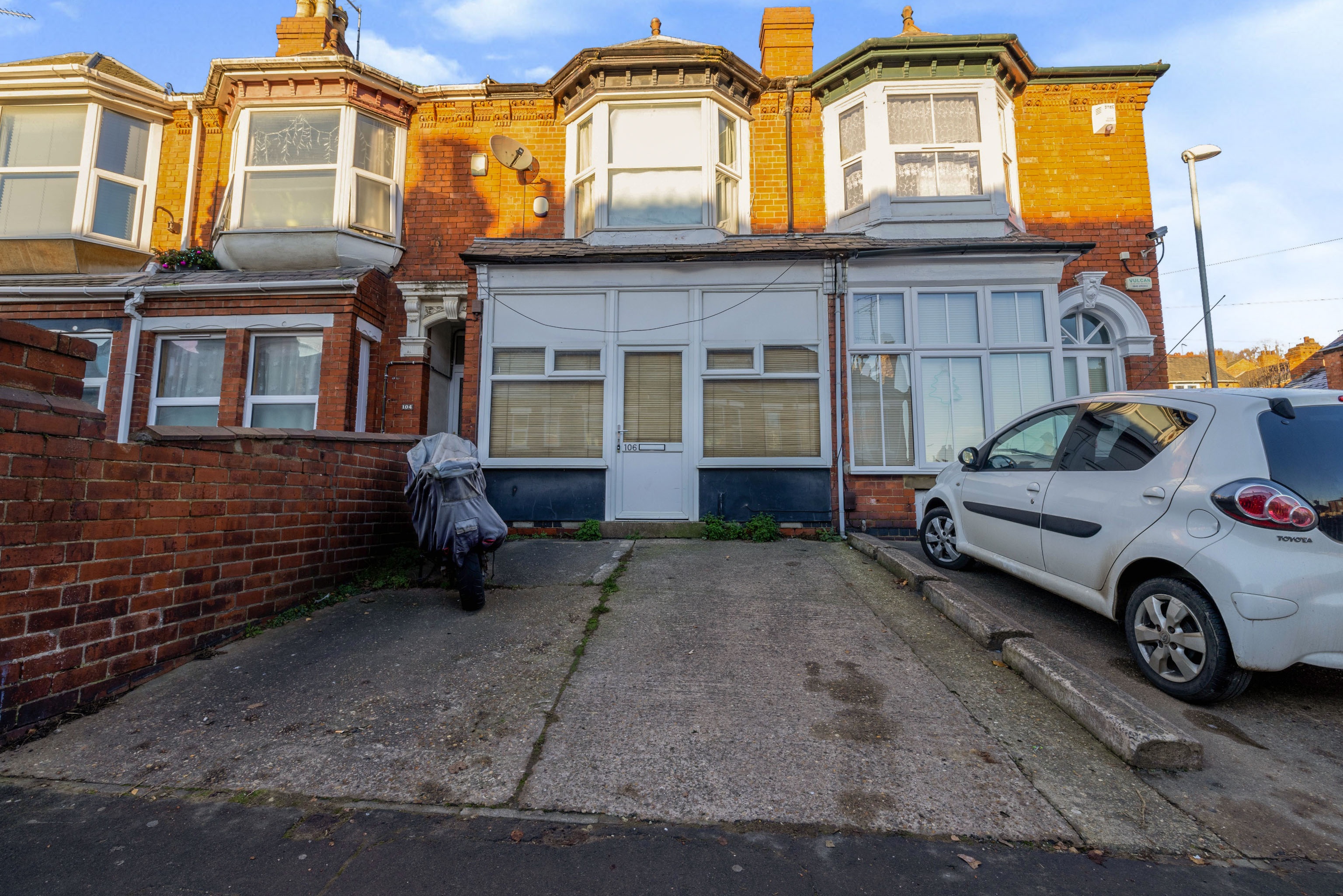 3 bedroom terraced house for sale in Monks Road, Lincoln, LN2 5PG