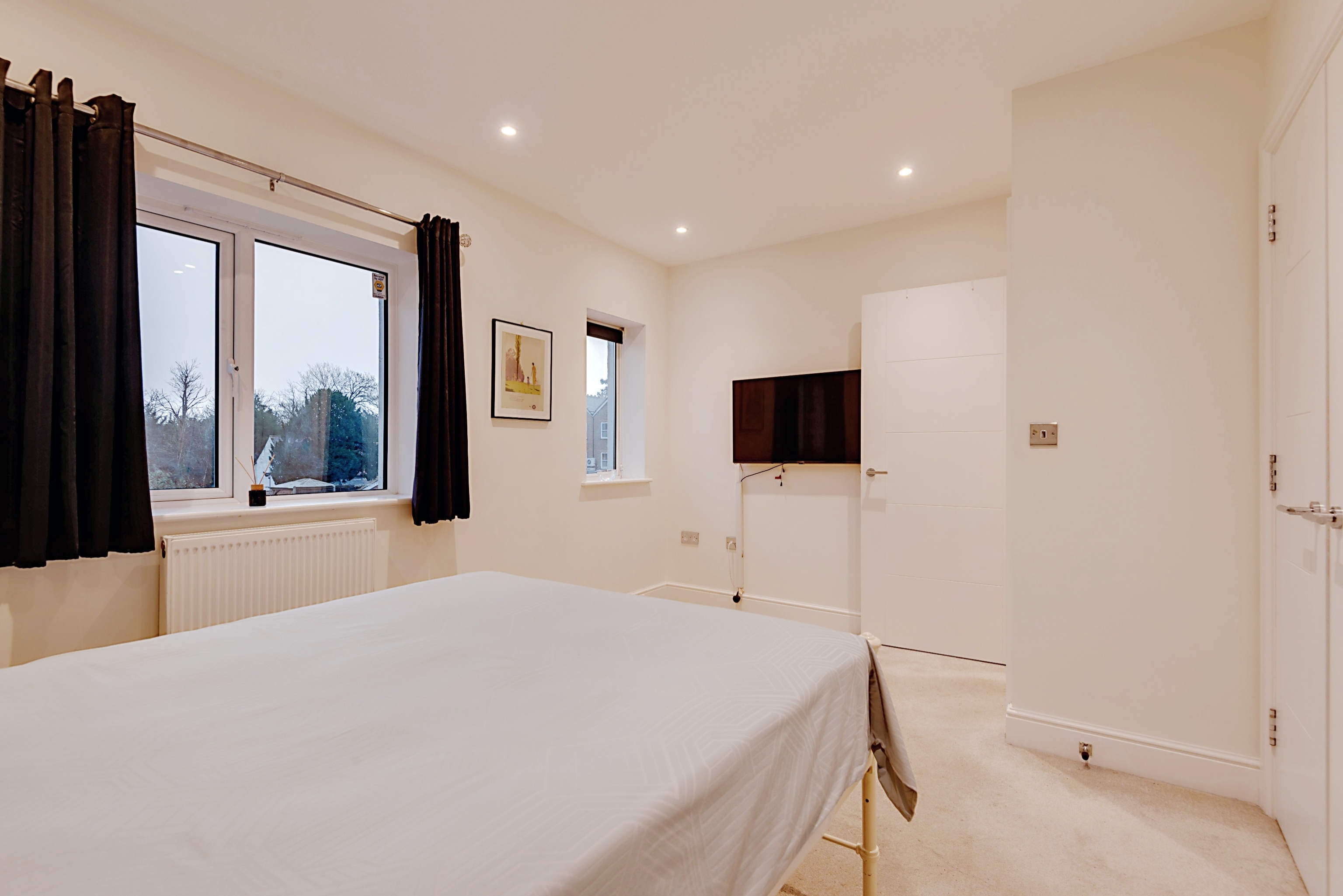 2 bedroom apartment for sale in 2022 High Street, Iver, SL0 9BZ