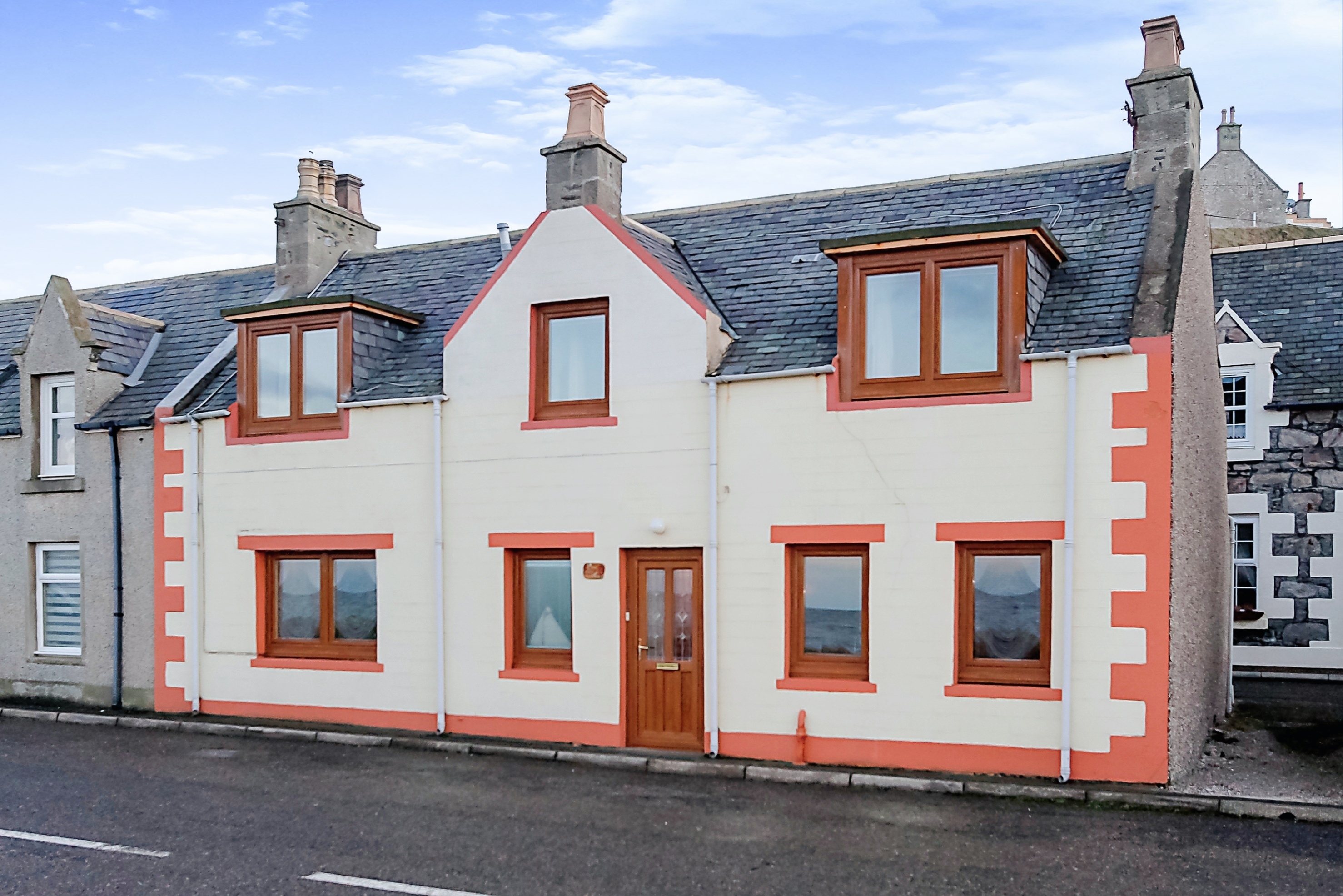 3 bedroom semidetached house for sale in Great Eastern Road, Buckie