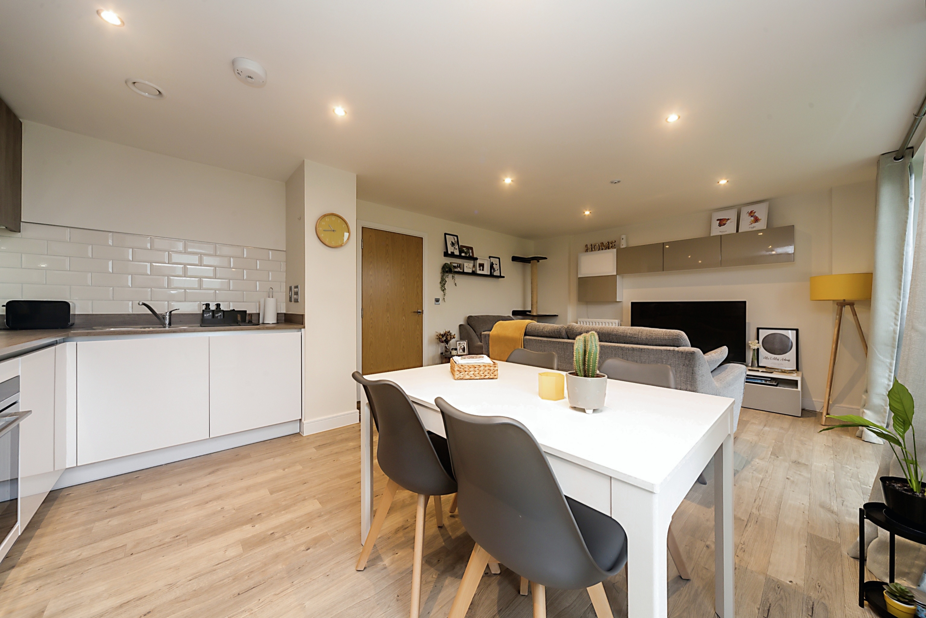 2 bedroom apartment for sale in Hawker Drive, Addlestone, KT15 2GU