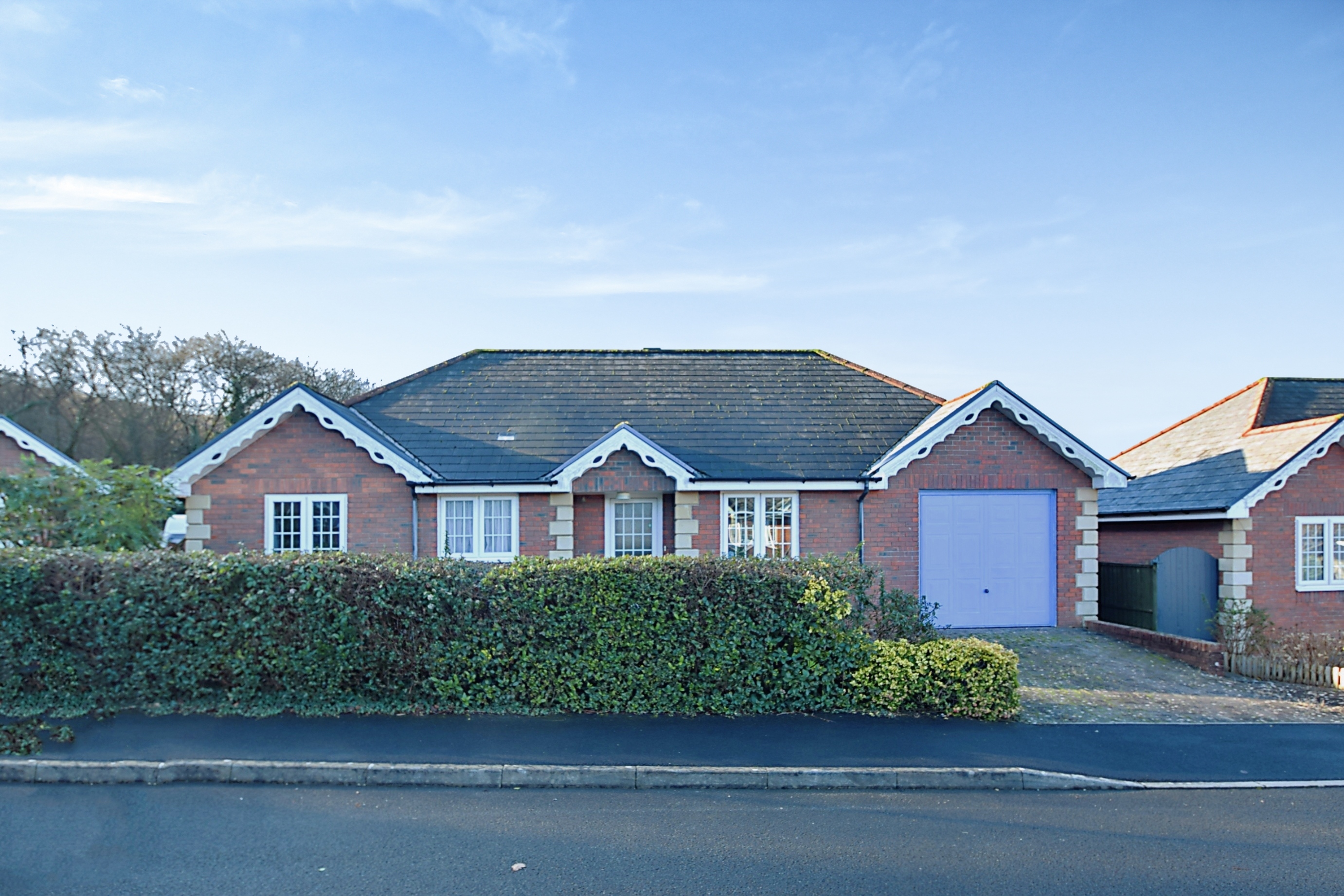 3 bedroom detached bungalow for sale in Parc Bryn Rhos, Ammanford, SA18 1JE