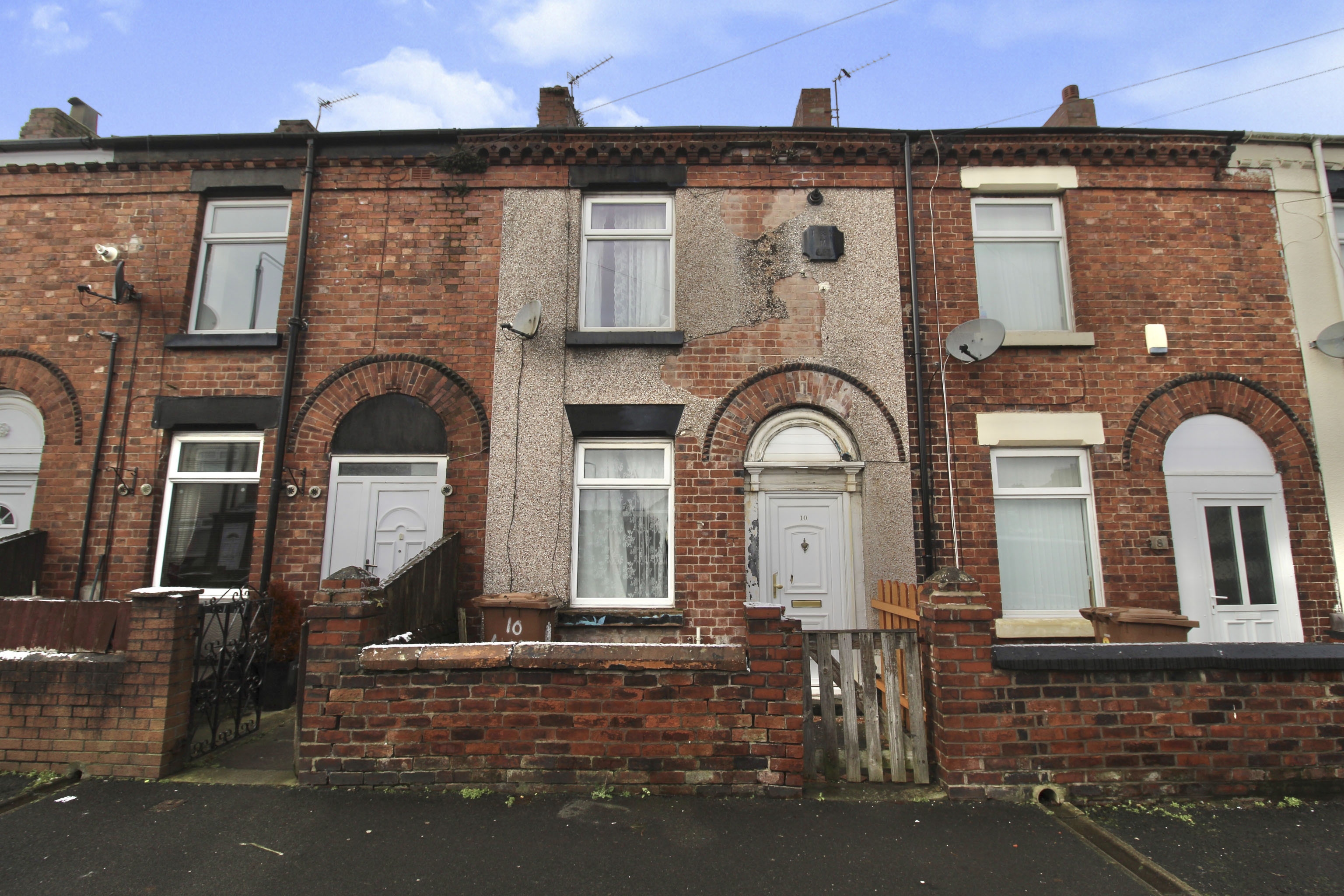 2 Bedroom Terraced House For Sale In Allanson Street St Helens Wa9 1pd