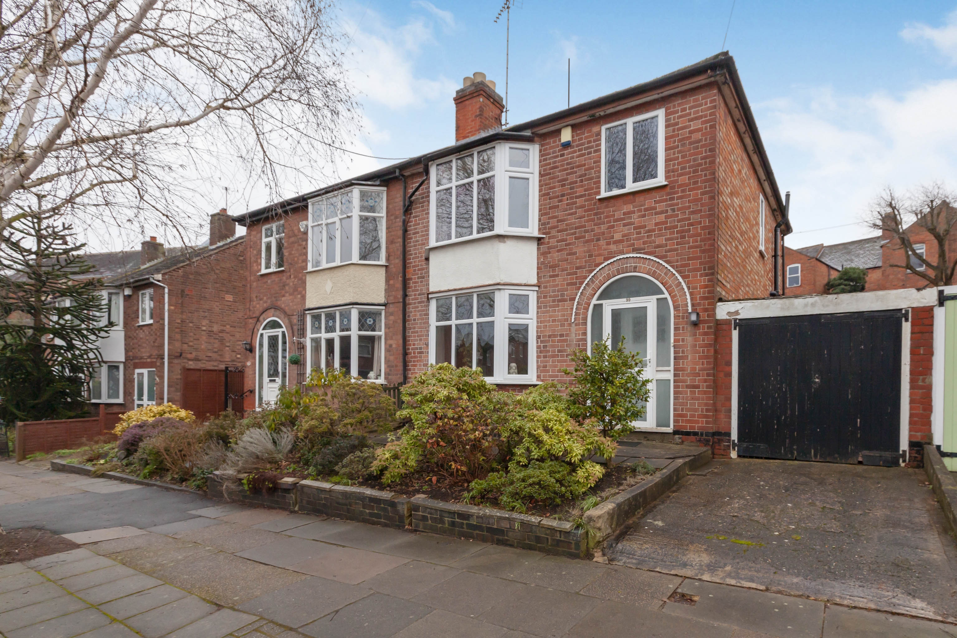 3 bedroom semidetached house for sale in Westcotes Drive, Leicester