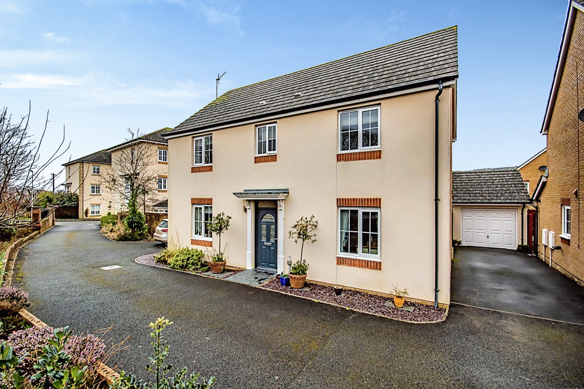 4 bedroom detached house for sale in Parc Y Garreg, Kidwelly, SA17 4PU