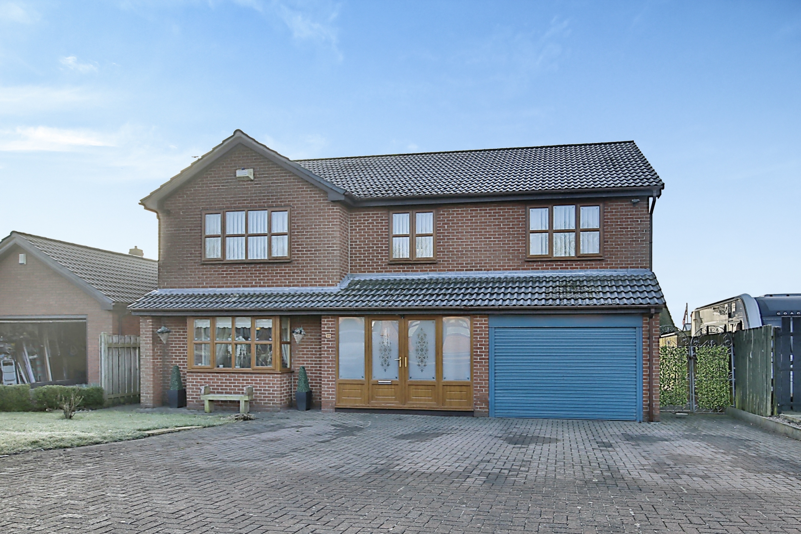 4 bedroom detached house for sale in Dean Close, Shildon, DL4 1QP