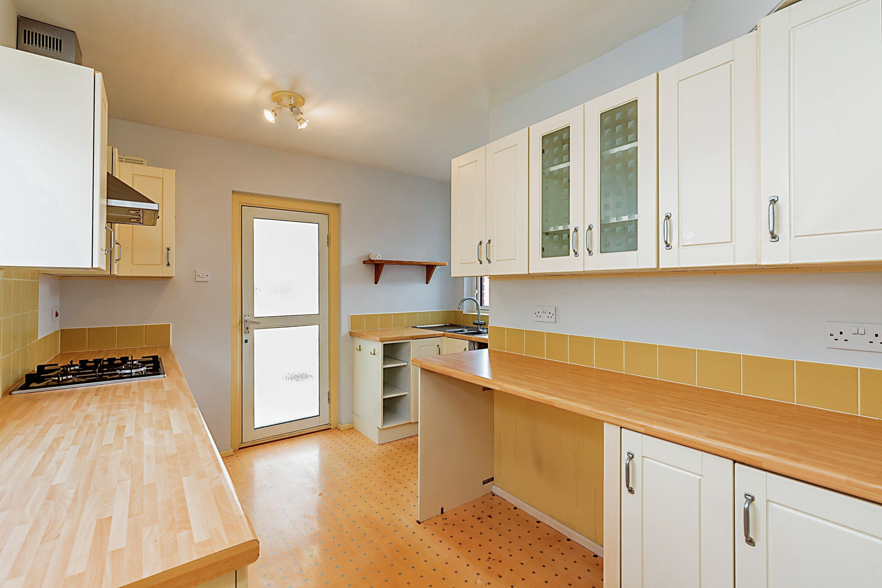 3 bedroom detached bungalow for sale in Bromsgrove Avenue, Blackpool, FY2 9LX