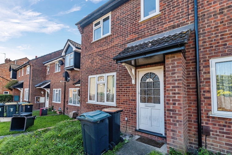 3 bedroom terraced house