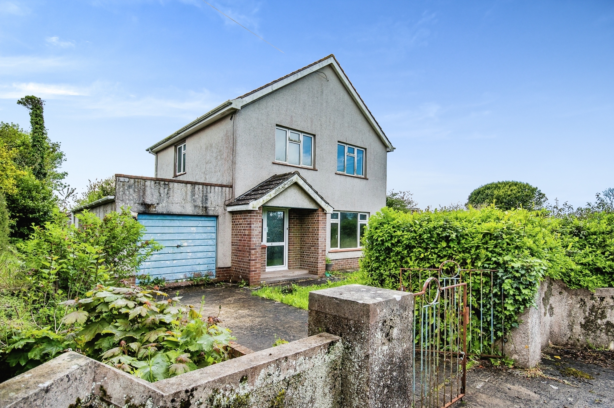 3 bedroom detached house for sale in Lamphey, Pembroke, SA71 5NN