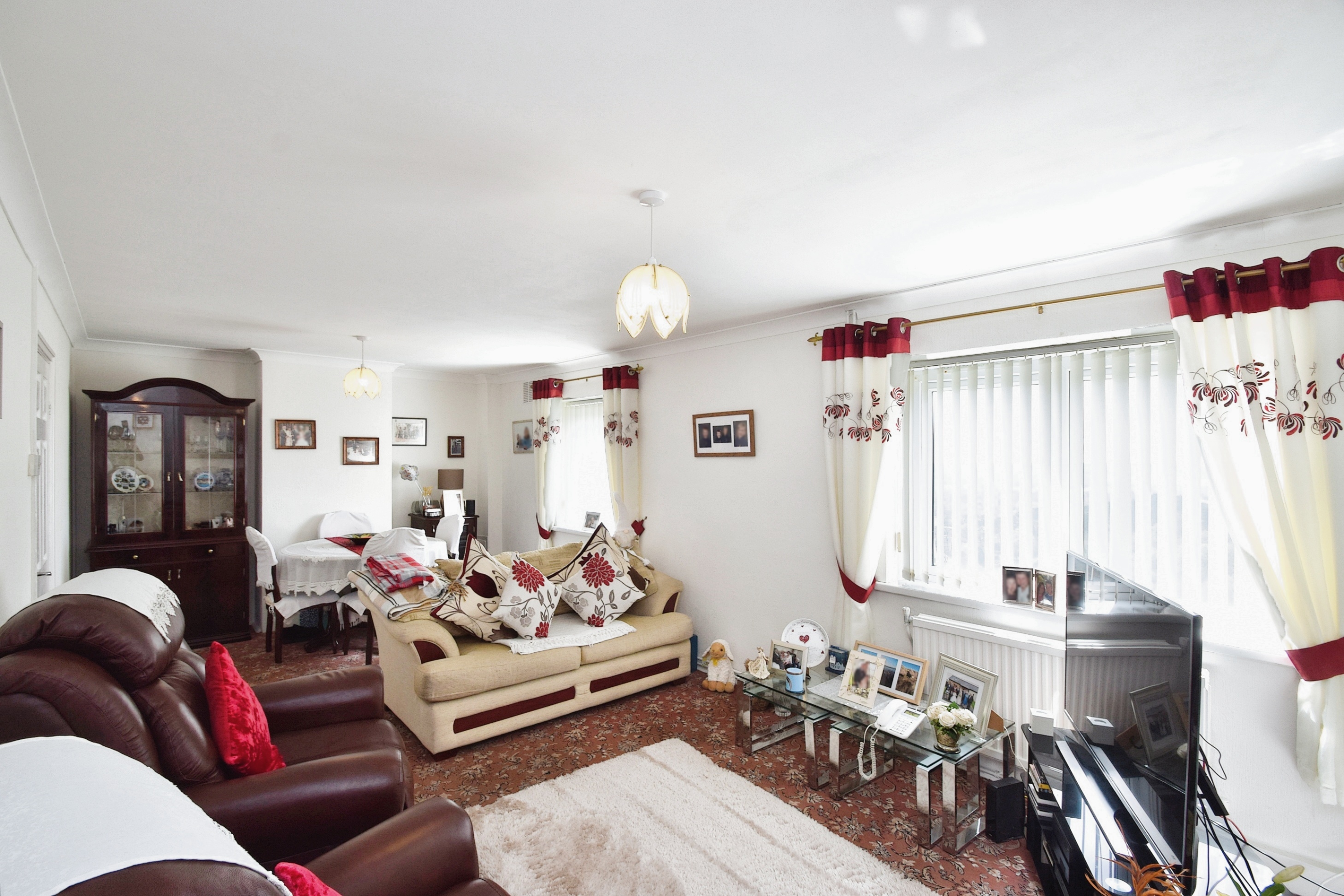 3 bedroom semidetached house for sale in Pantycelyn Road, Townhill