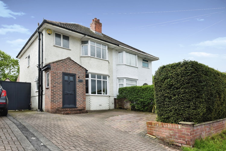 3 bedroom semi-detached house