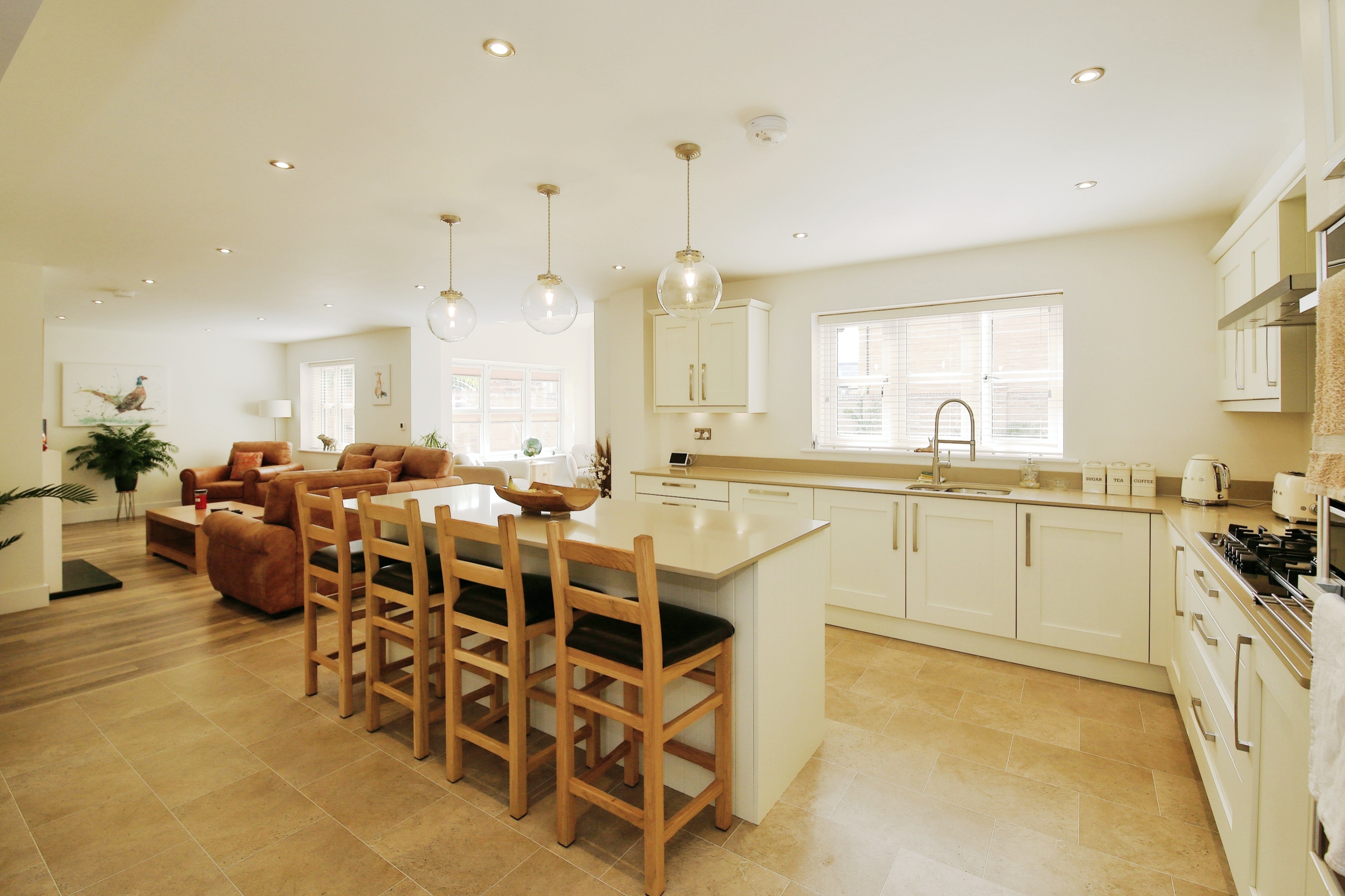 4 bedroom detached house for sale in Coates Road, Peterborough, PE7 2BE