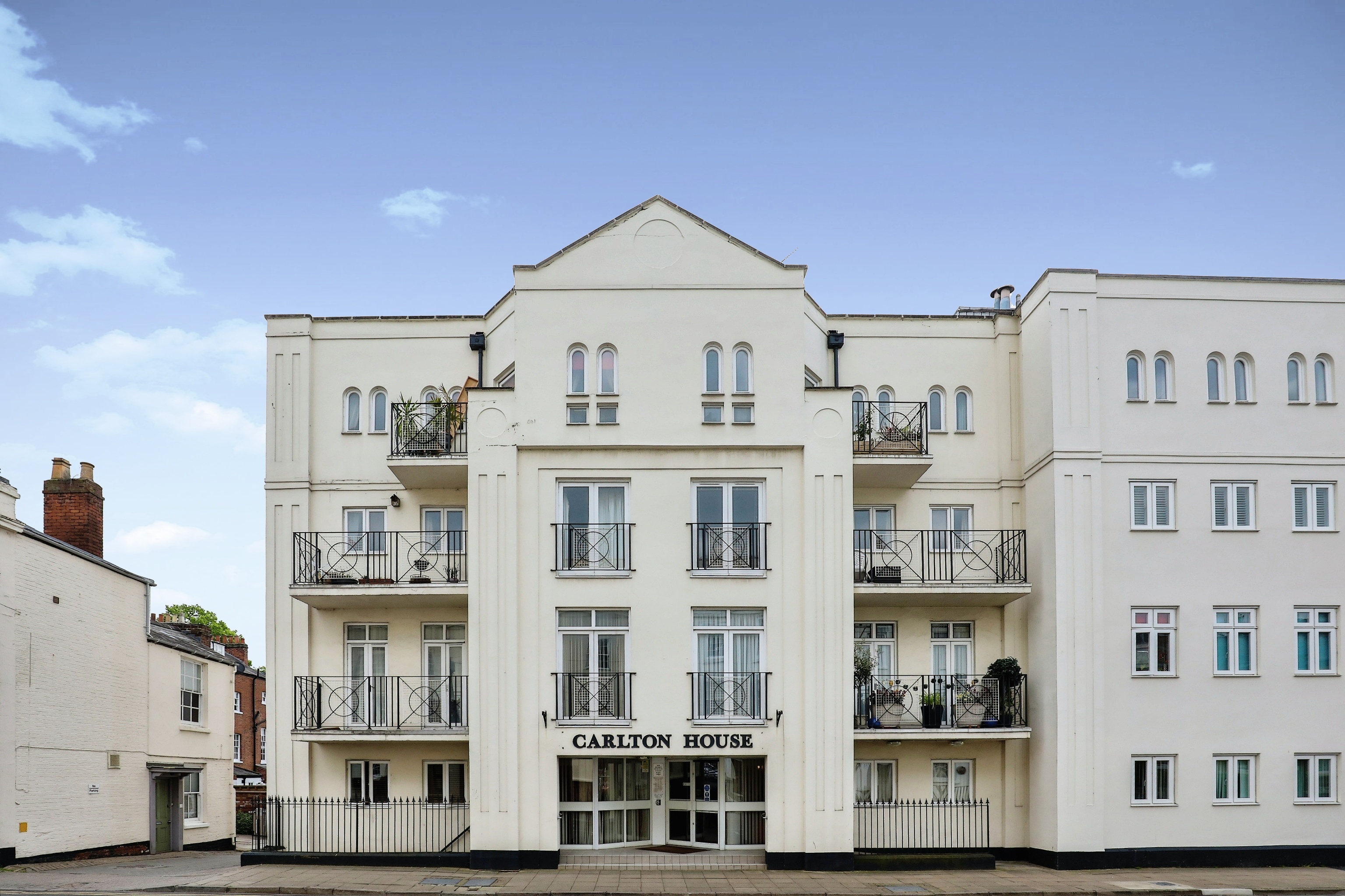 2 bedroom apartment for sale in 16 Regent Street, Leamington Spa, CV32 5HQ