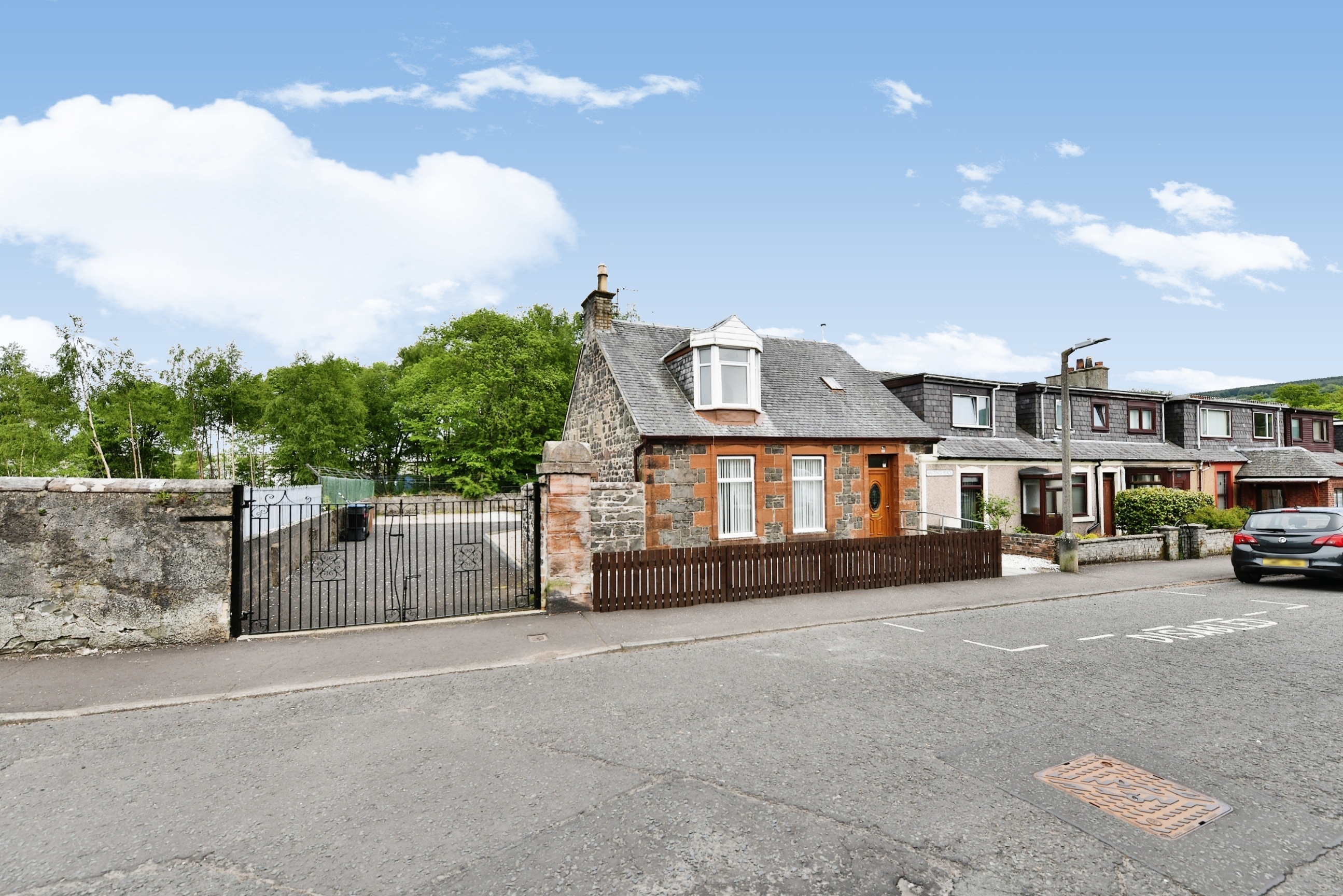 3 bedroom end of terrace house for sale in Ranoldcoup Road, Darvel