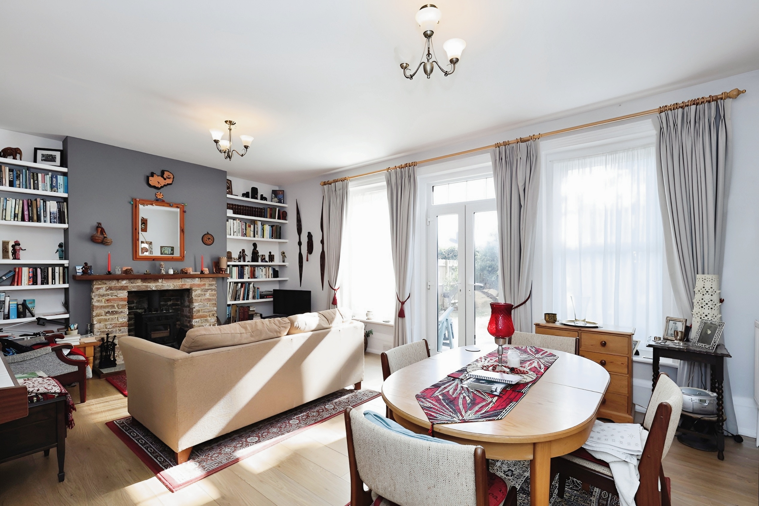 1 bedroom ground floor flat for sale in Southdown Road, Seaford, BN25 4PA