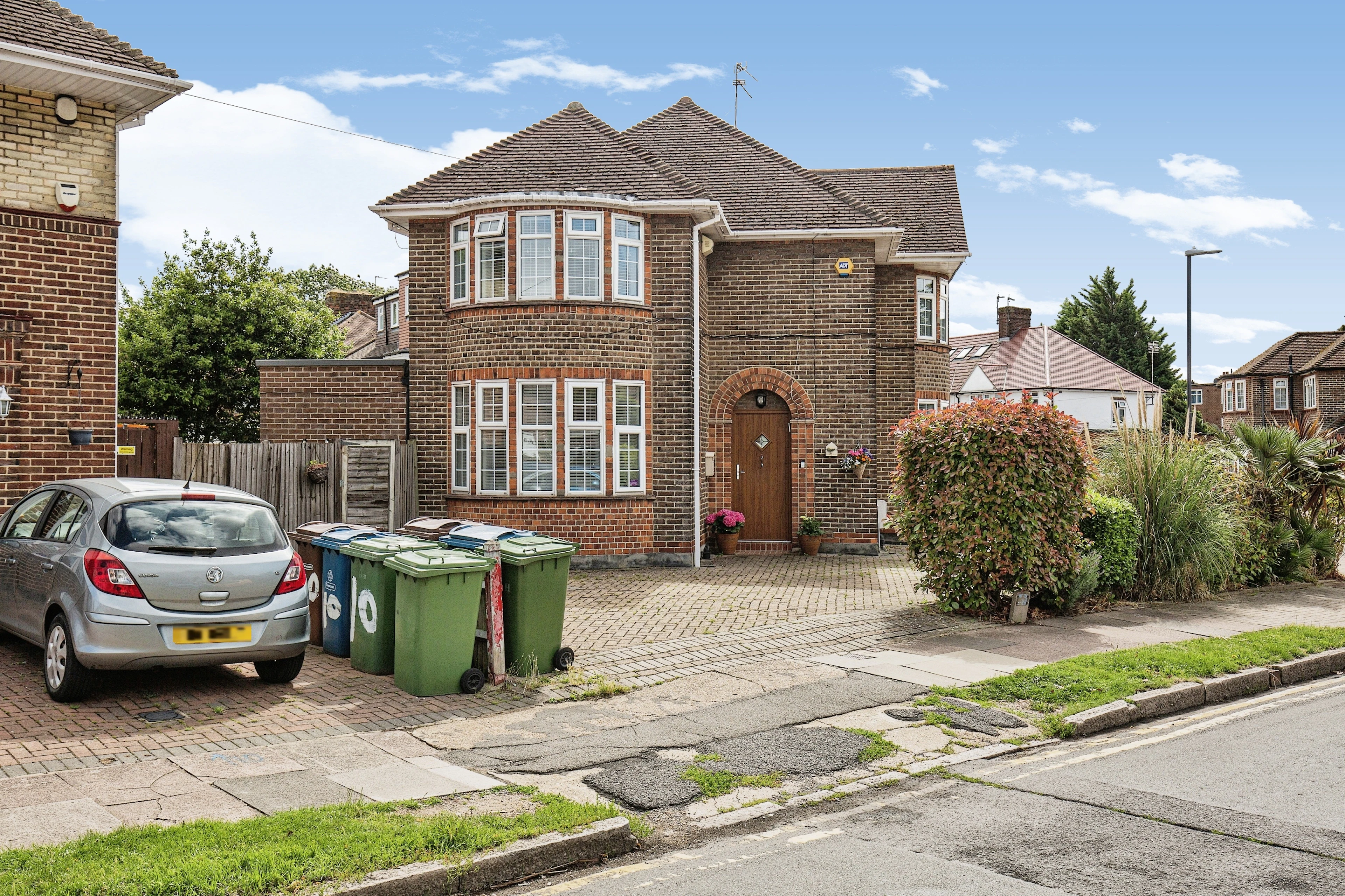 Howberry Road, Edgware