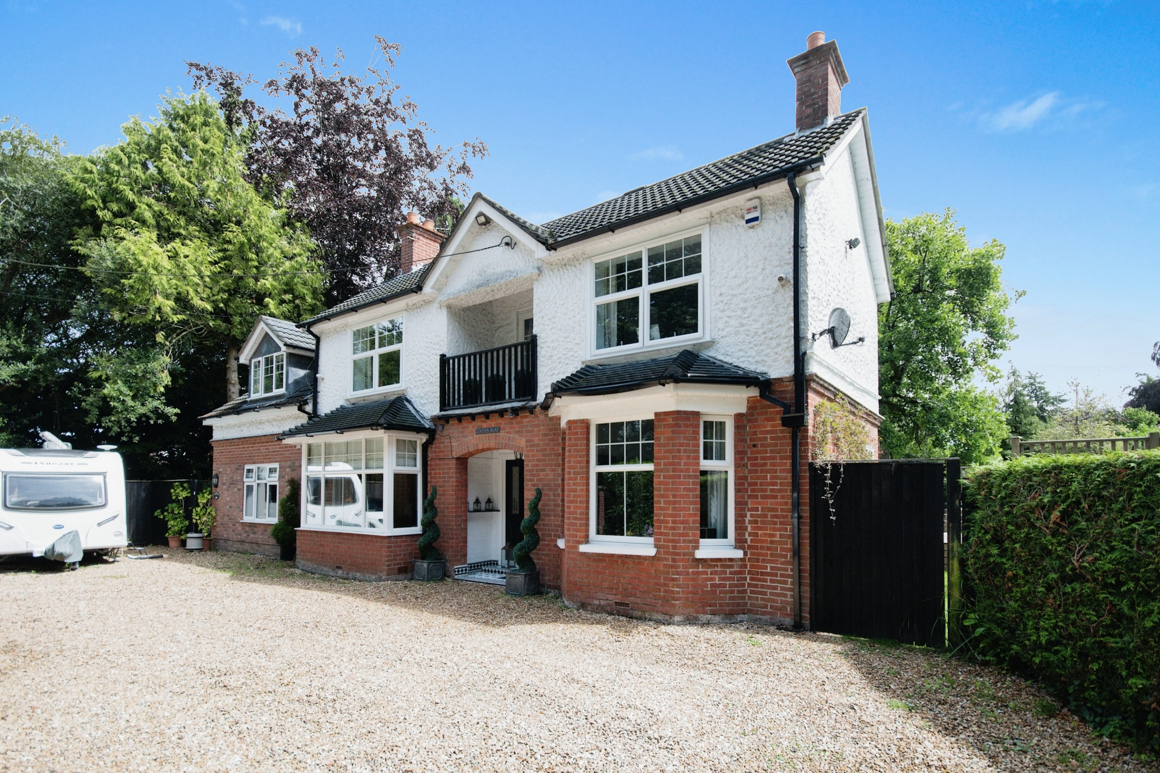 Station Road, Ferndown