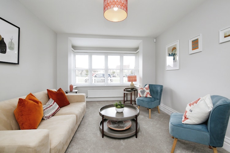 4 bedroom detached house