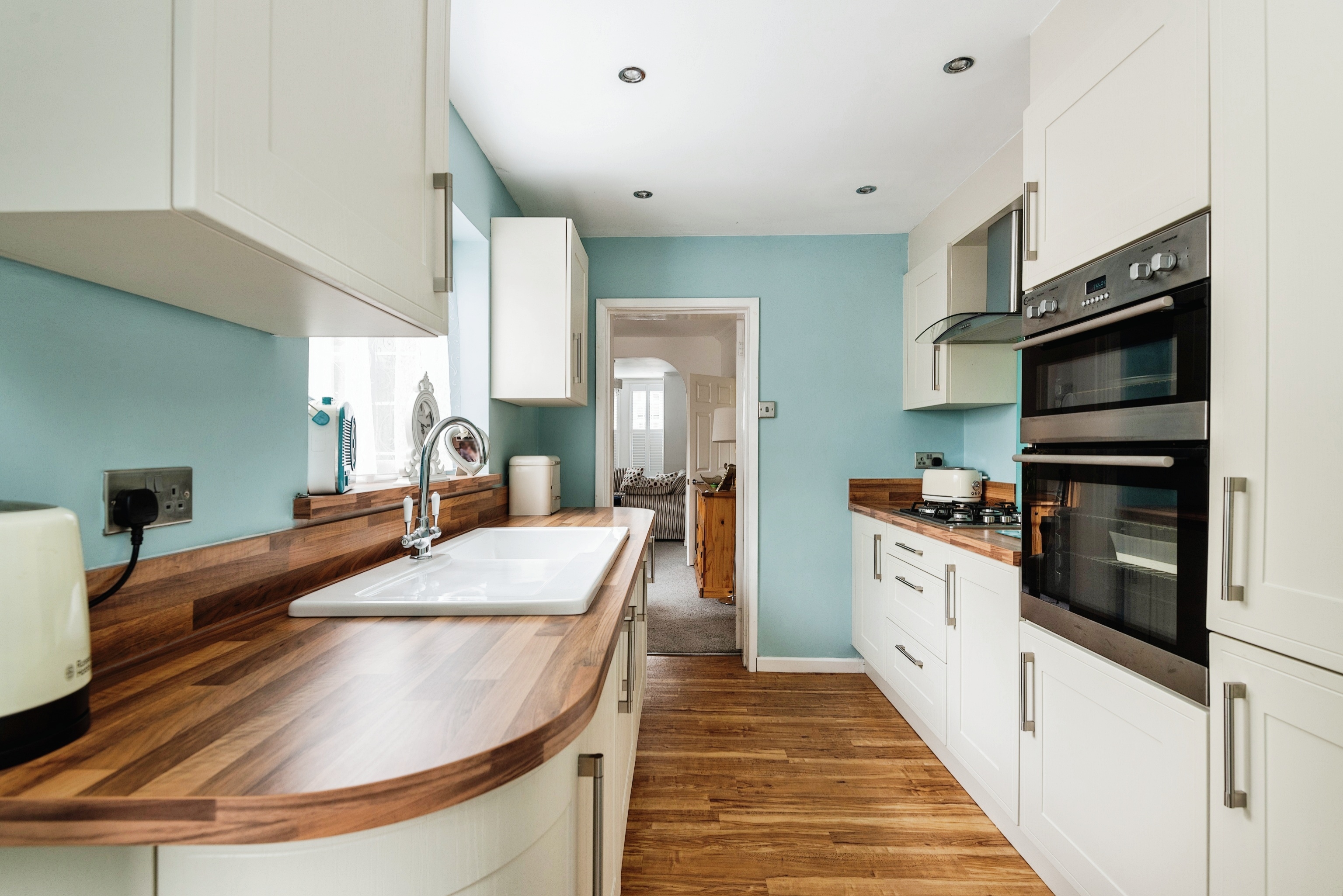 3 bedroom end of terrace house for sale in Clegram Road, Gloucester