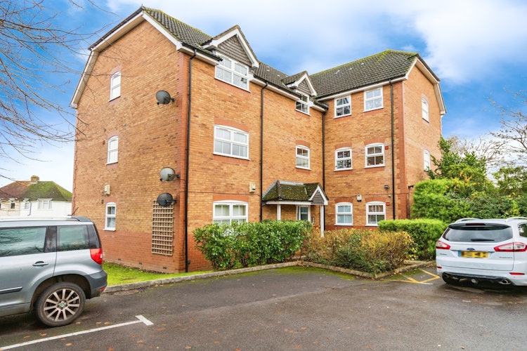 2 bedroom flat