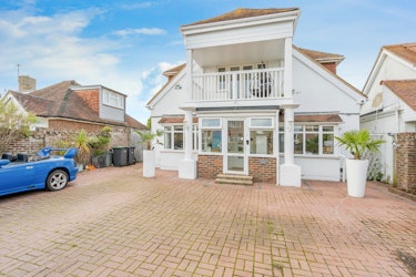 Image for Yew Tree Road, hayling-island