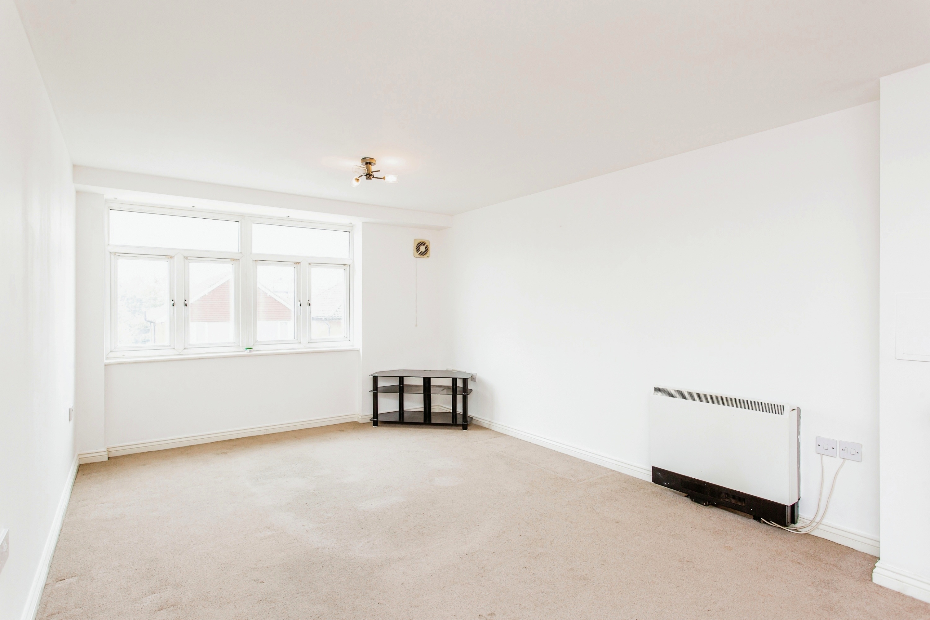 2 bedroom apartment for sale in Dock Road, Tilbury, RM18 7DQ