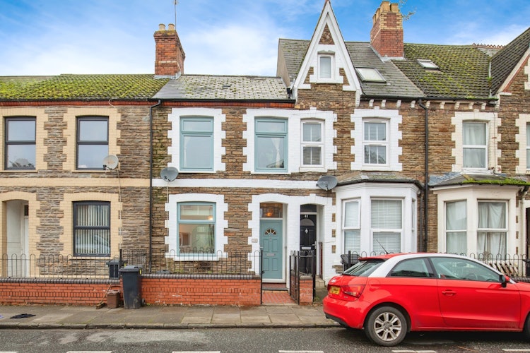 2 bedroom terraced house