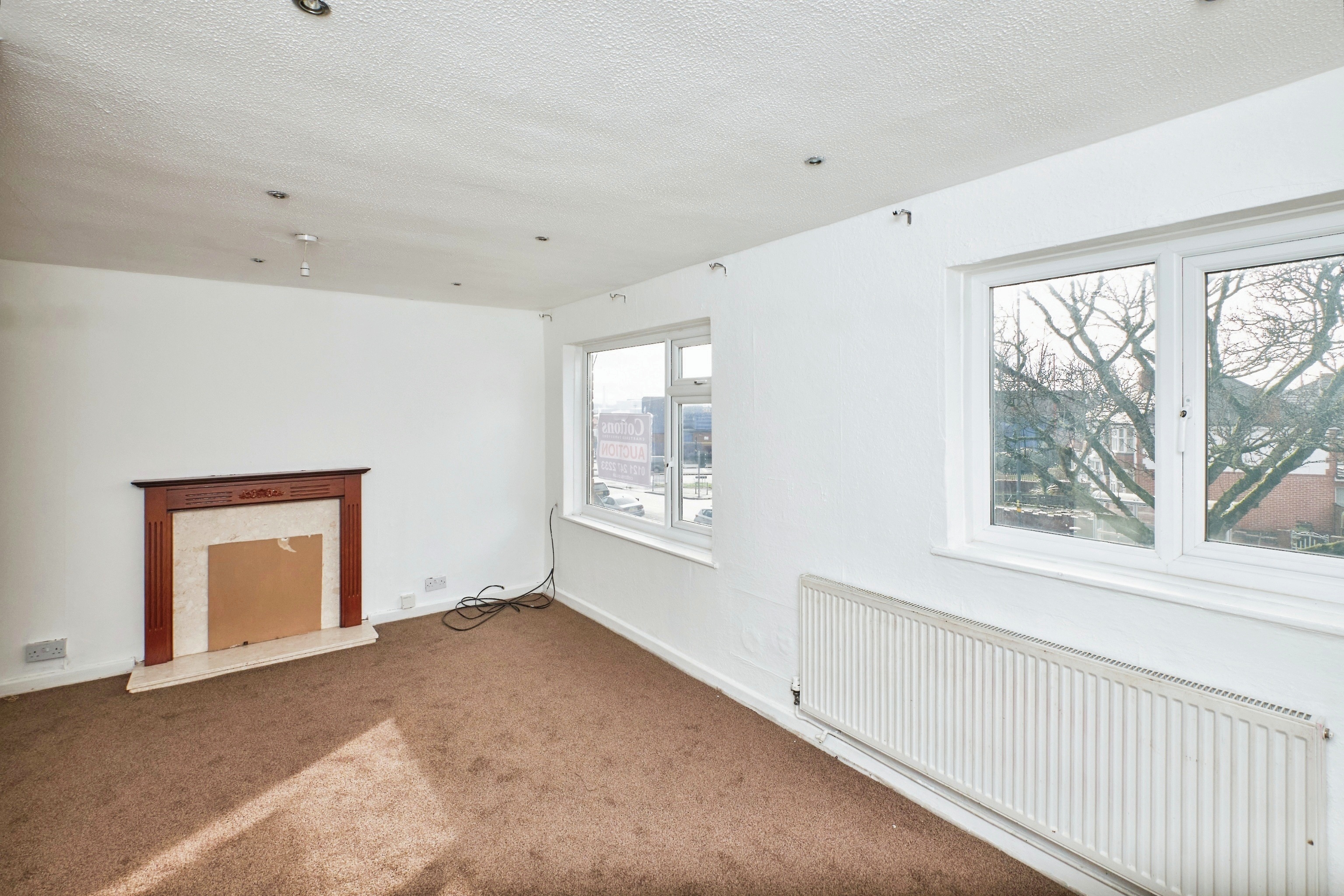 2 bedroom flat for sale in Kingsbury Road, Birmingham, B24 9PJ