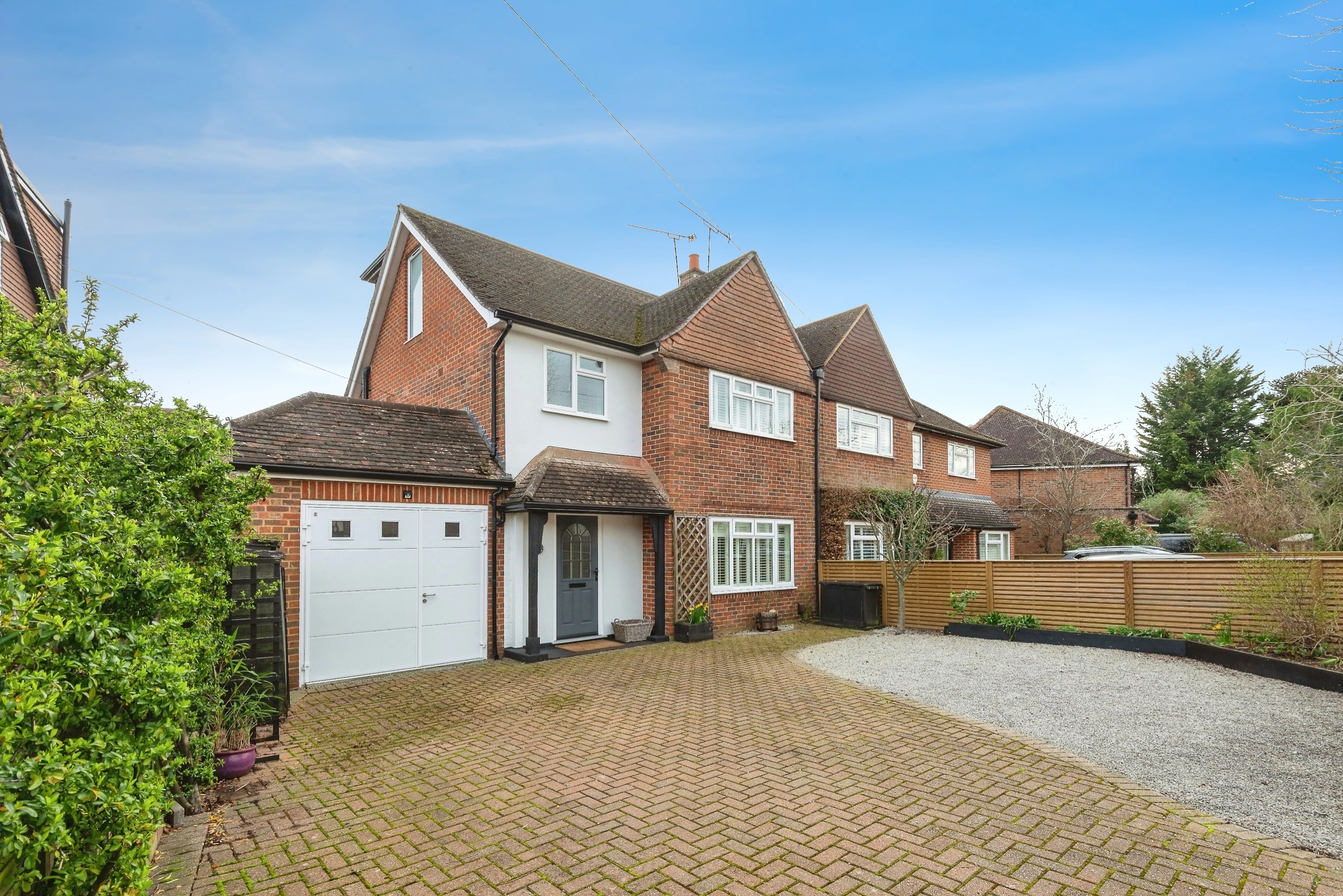 D'abernon Drive, Cobham