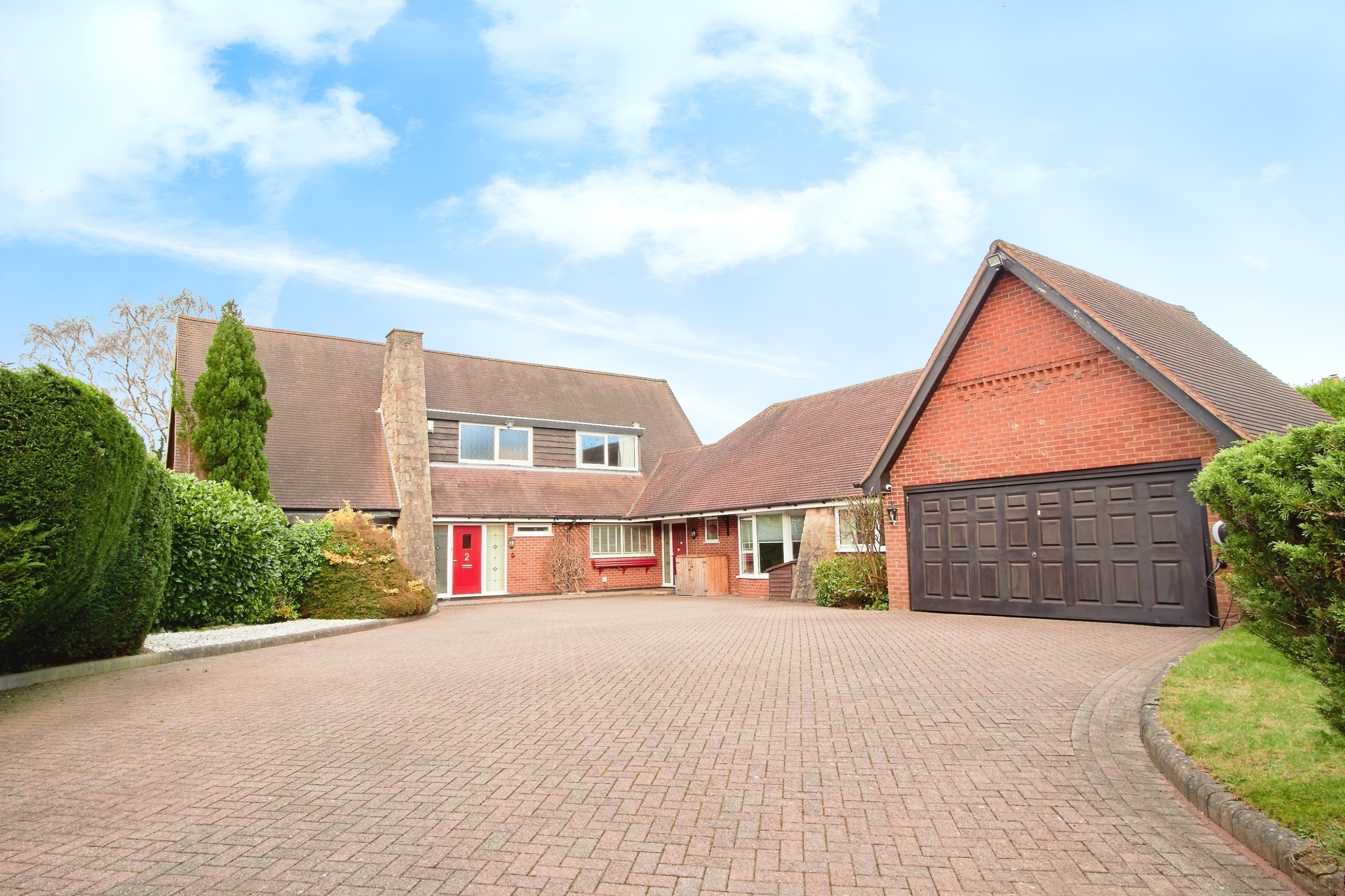 5 bedroom detached house for sale in Beaks Hill Road, Birmingham, B38 8BG