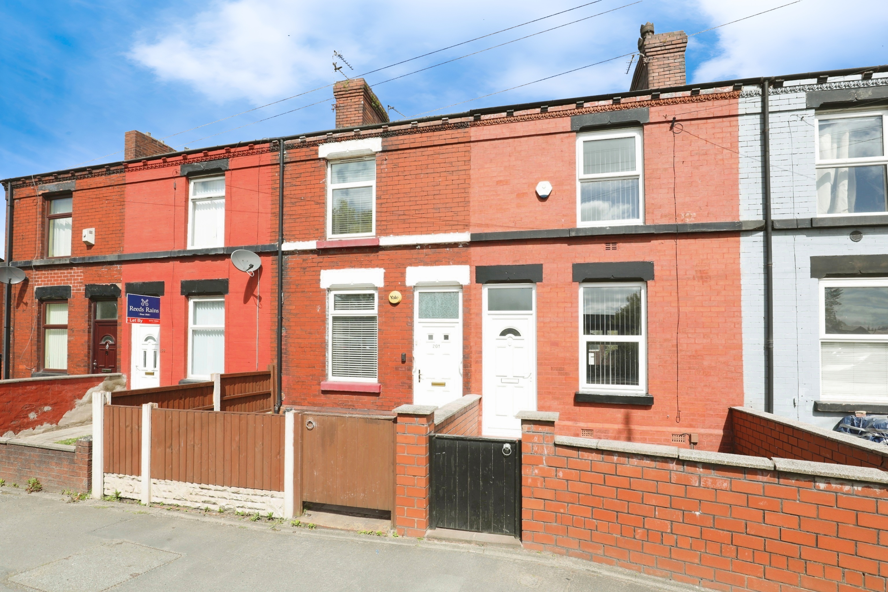 3 Bedroom Terraced House For Sale In Sutton Road St Helens Wa9 3du