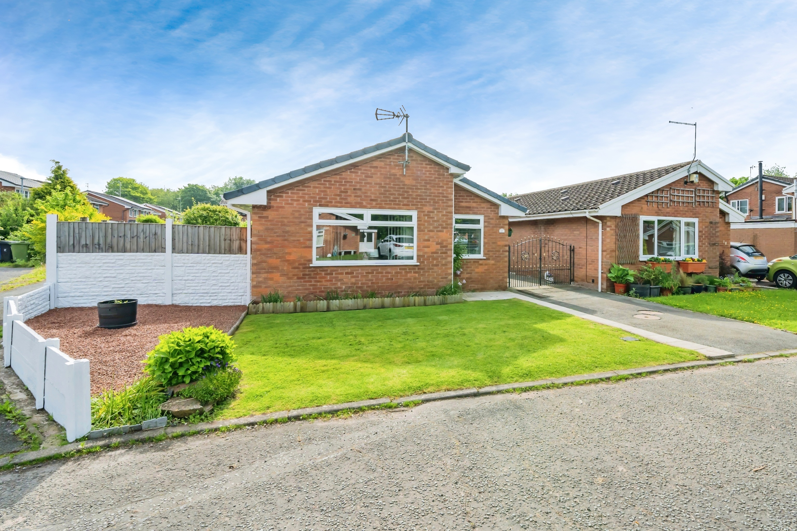 3 bedroom detached bungalow for sale in Haweswater Close, Runcorn, WA7 3JF