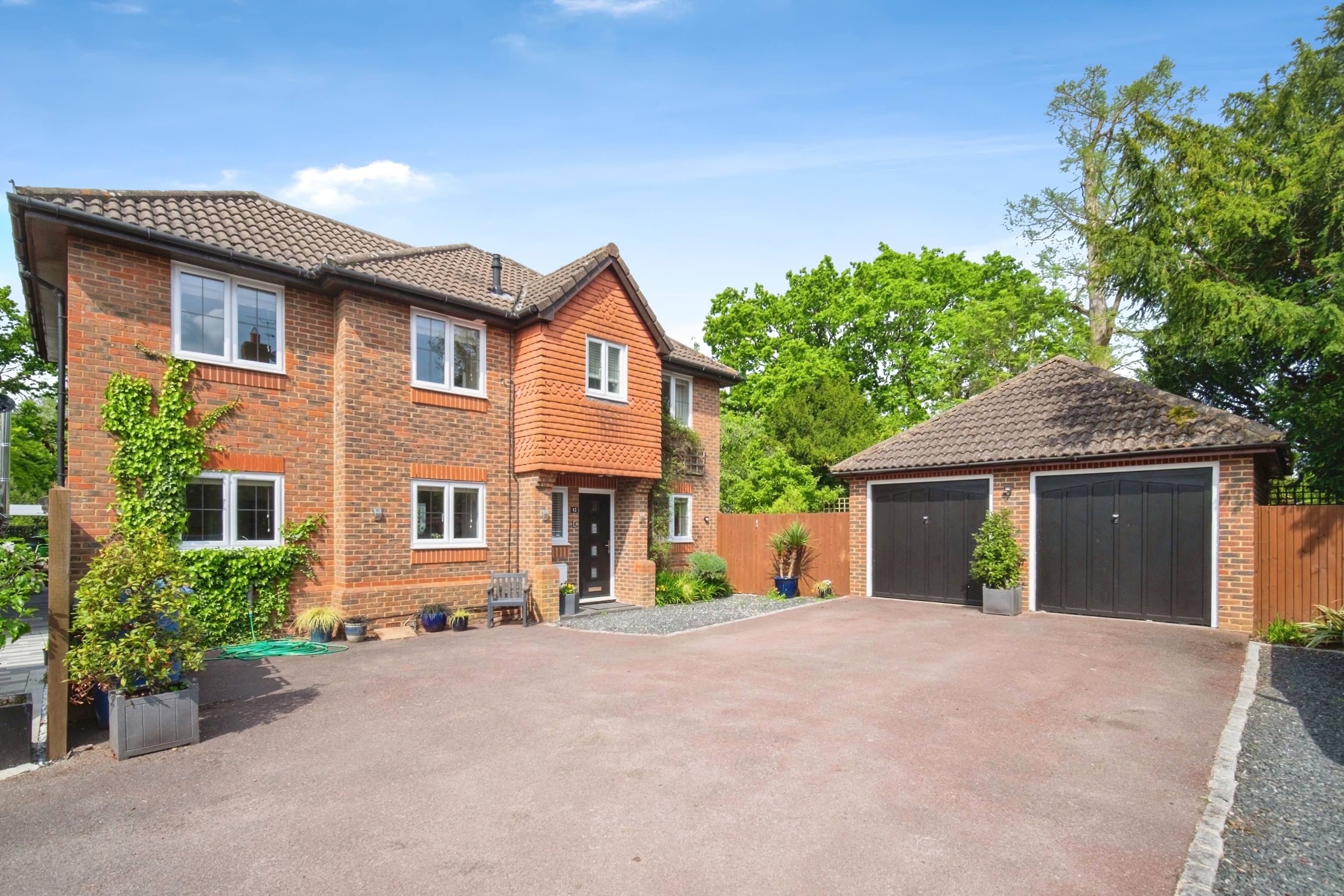 4 bedroom detached house for sale in Somerset Grove, Warfield Bracknell