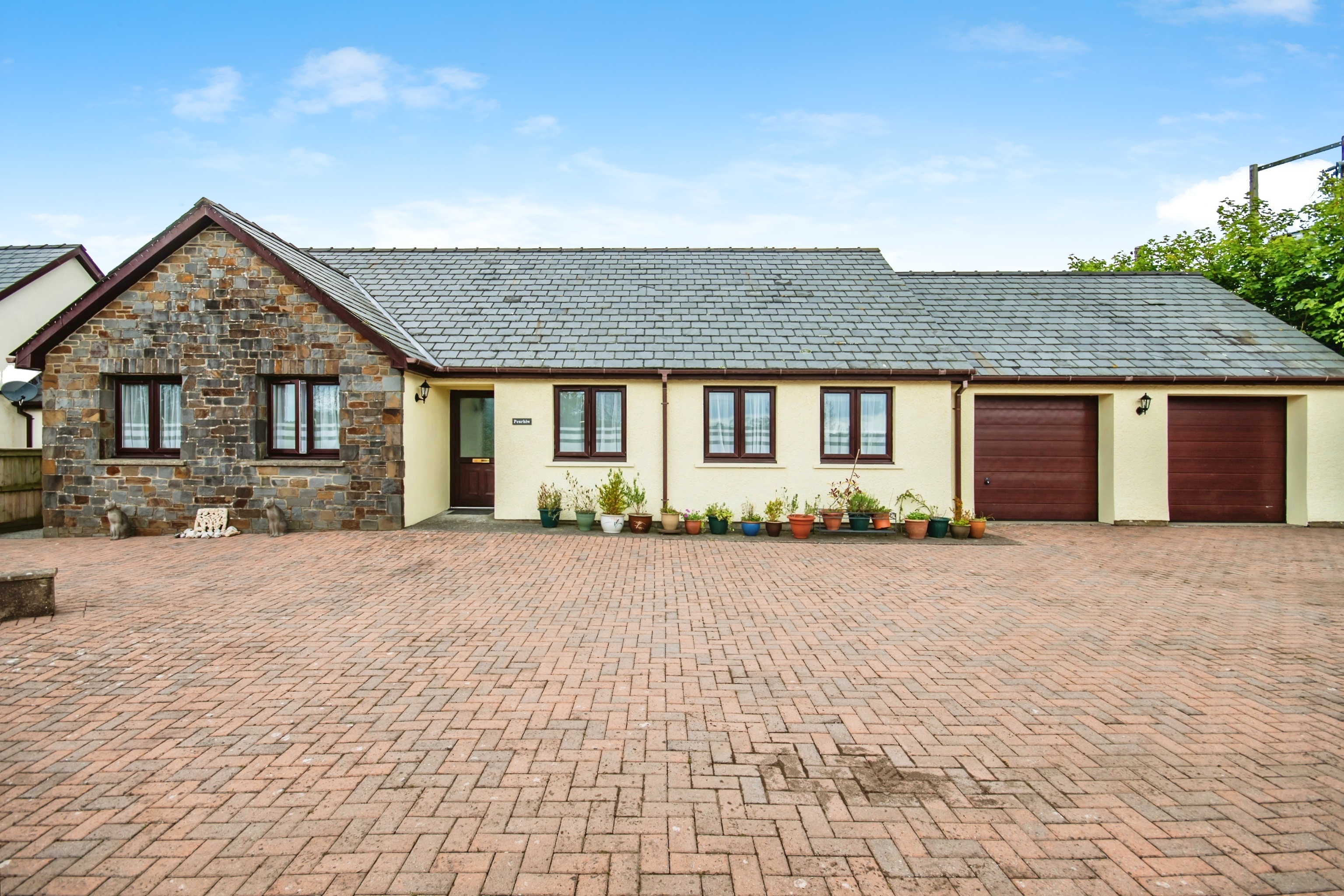3 bedroom detached bungalow for sale in Wolfscastle, Haverfordwest