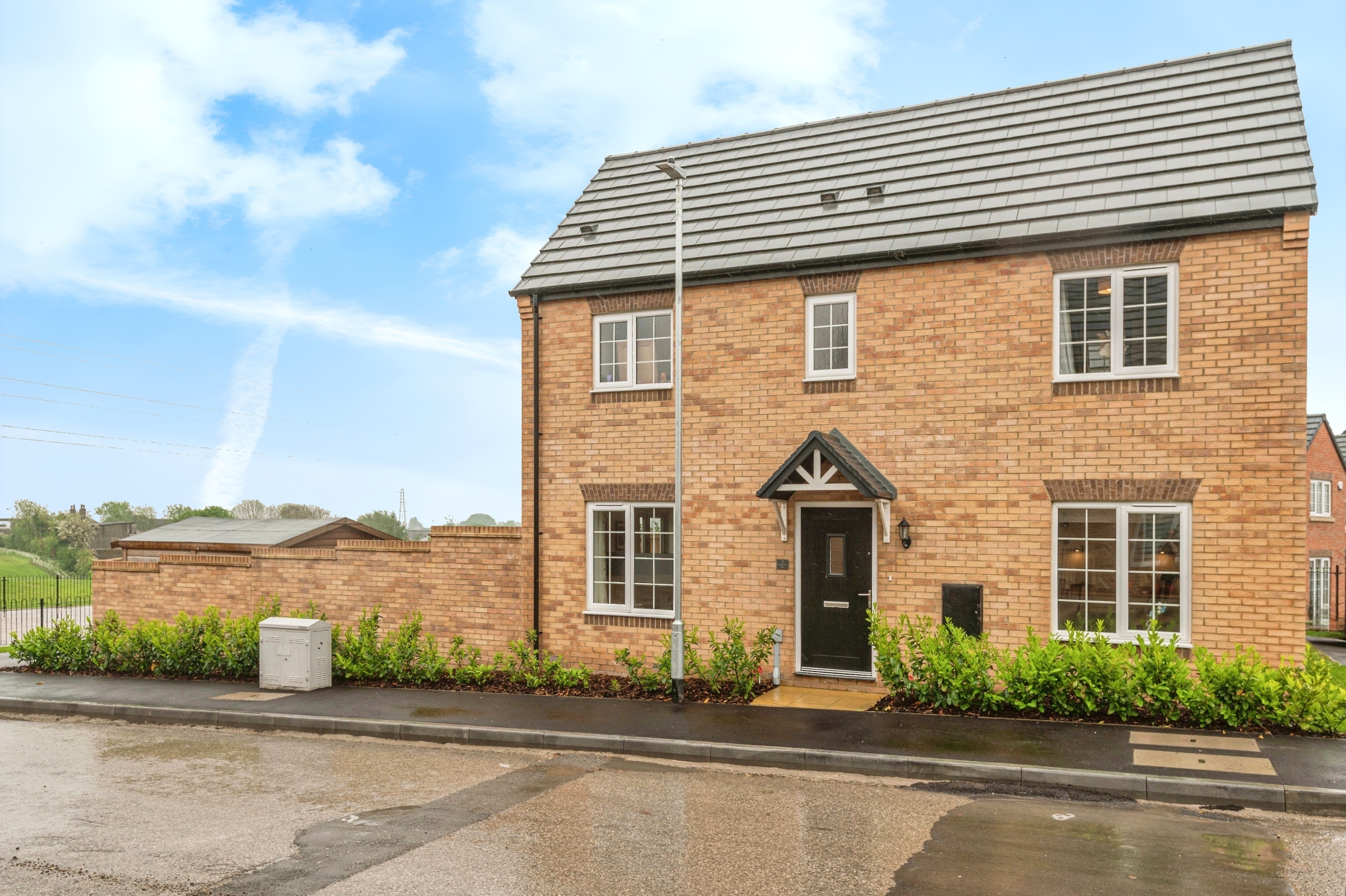 3 bedroom semidetached house for sale in Strawberry Way, Mirfield, WF14 0FA