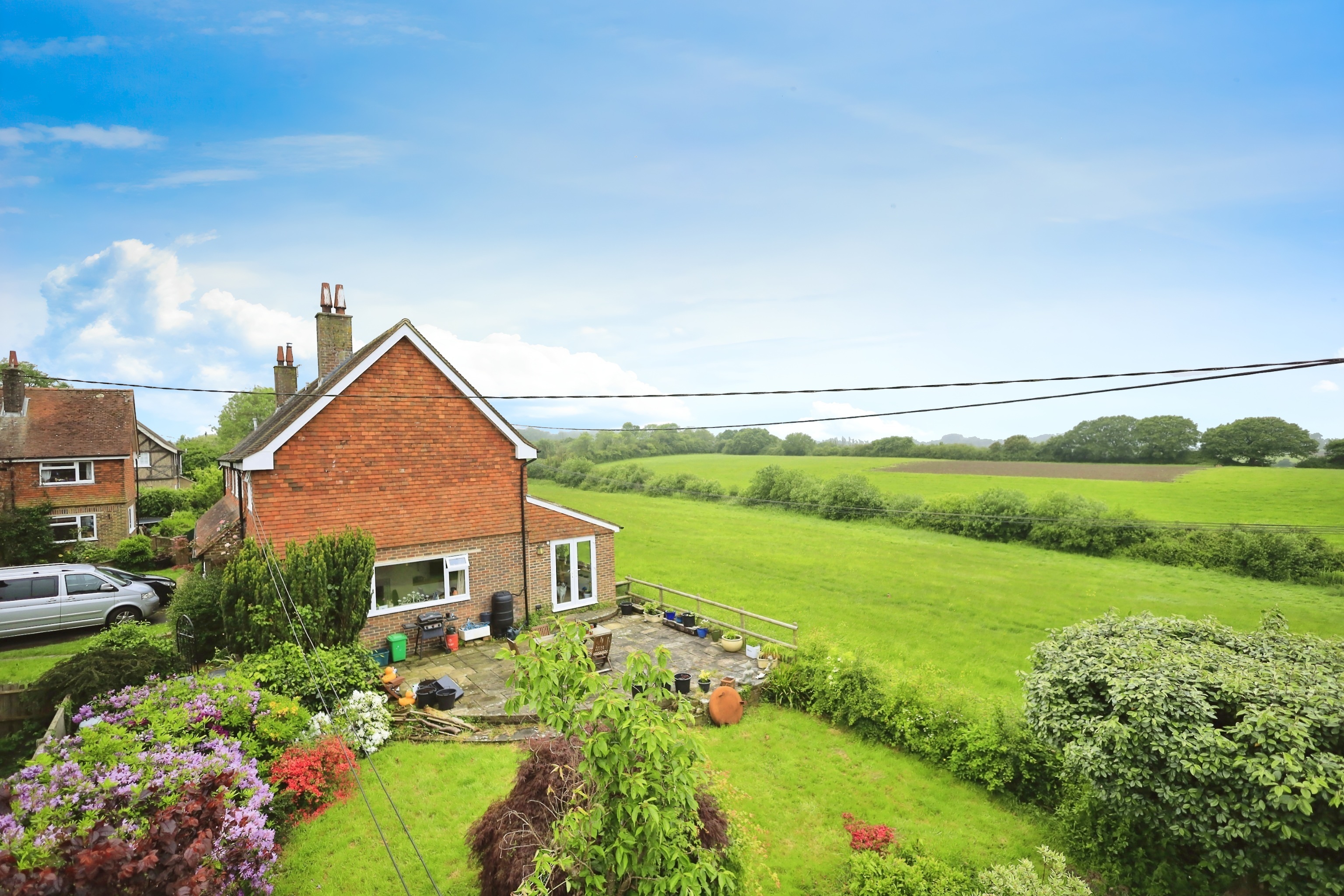 3 bedroom semidetached house for sale in The Street, Polegate, BN26 6UD