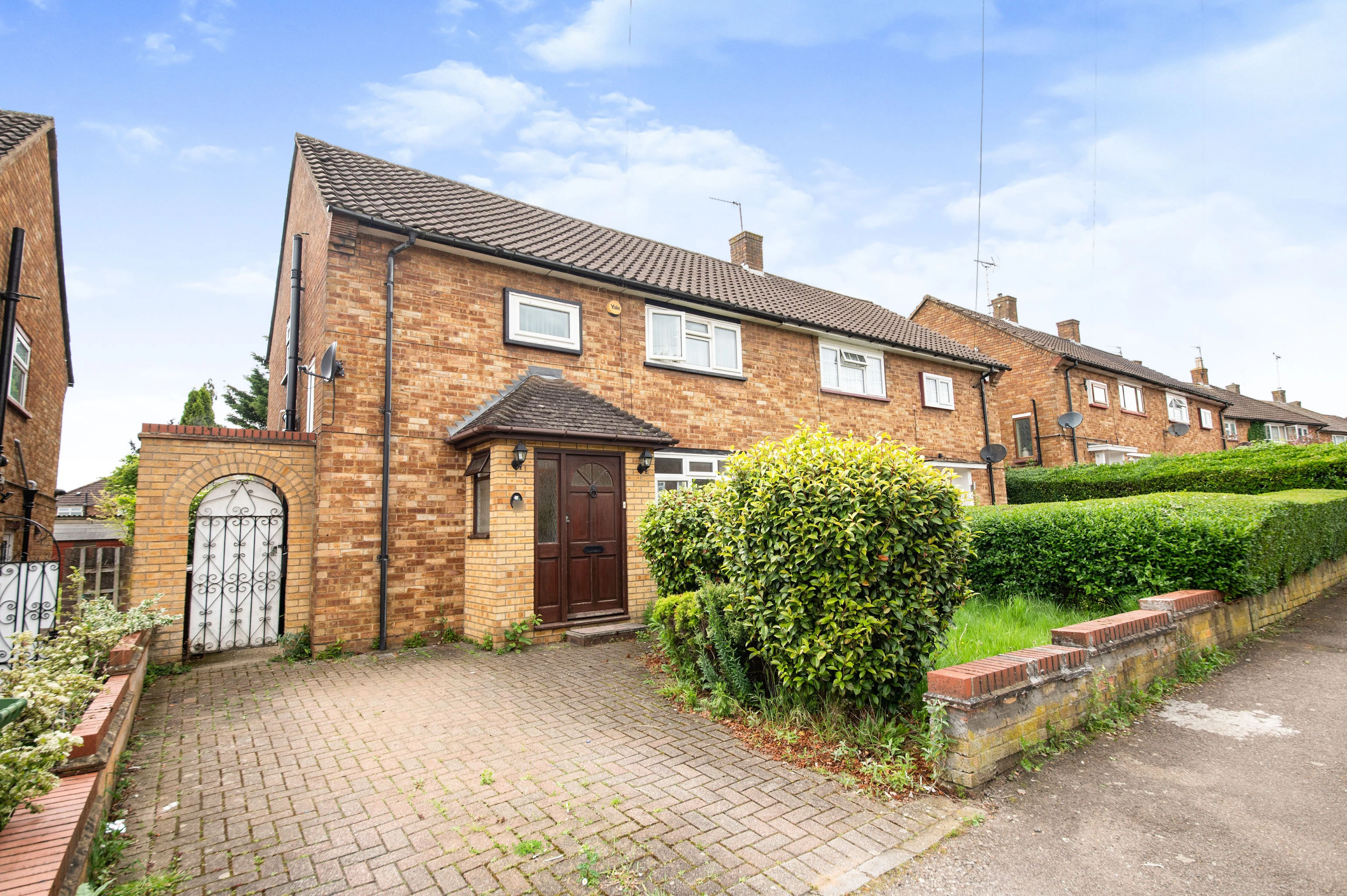 Stanborough Avenue, Borehamwood