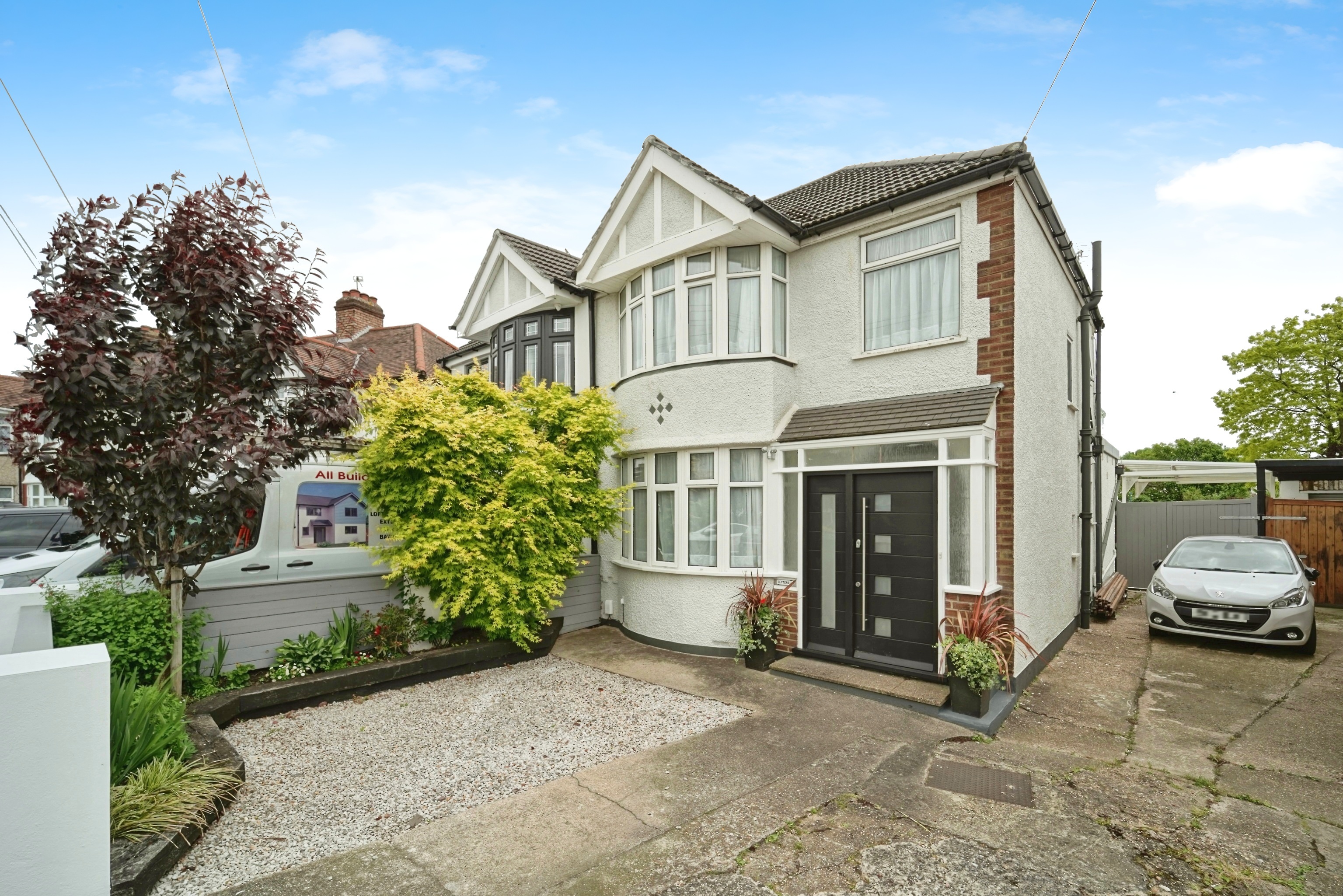 3 bedroom semidetached house for sale in Glamis Crescent, Hayes, UB3 1QA