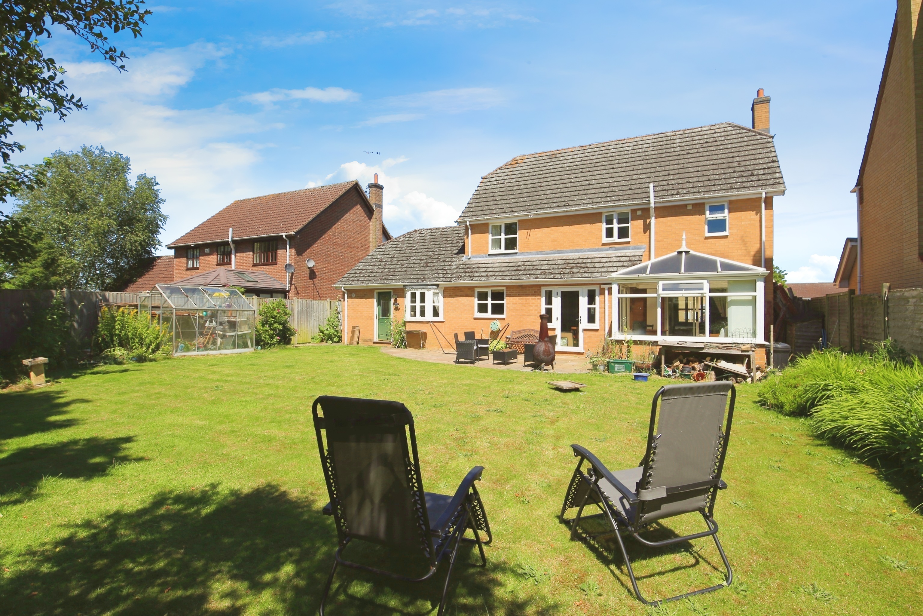 4 bedroom detached house for sale in Chariots Way, Peterborough, PE6 9PL