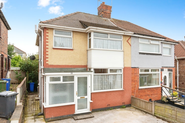 3 bedroom semi-detached house