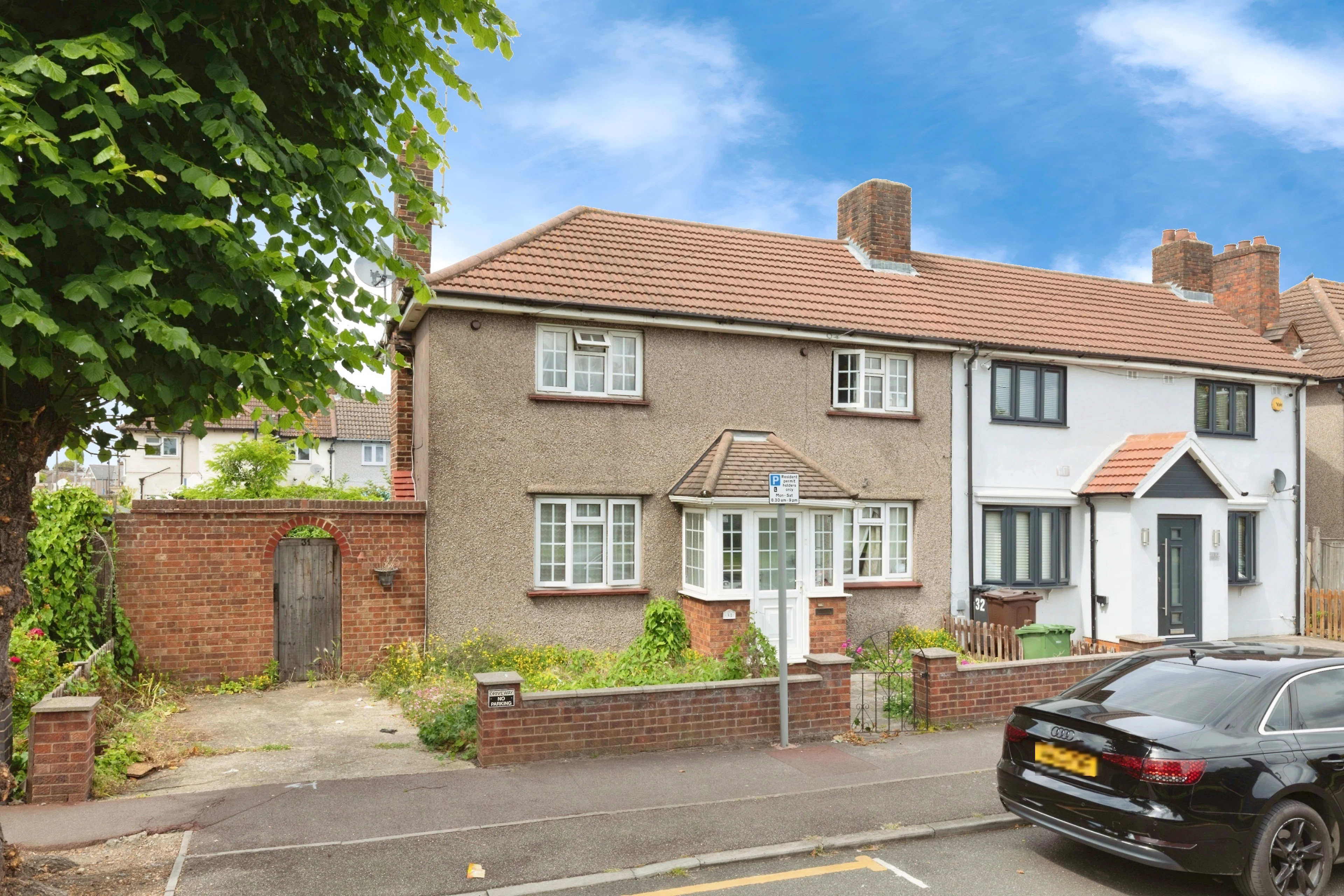 Alfreds Gardens, Barking