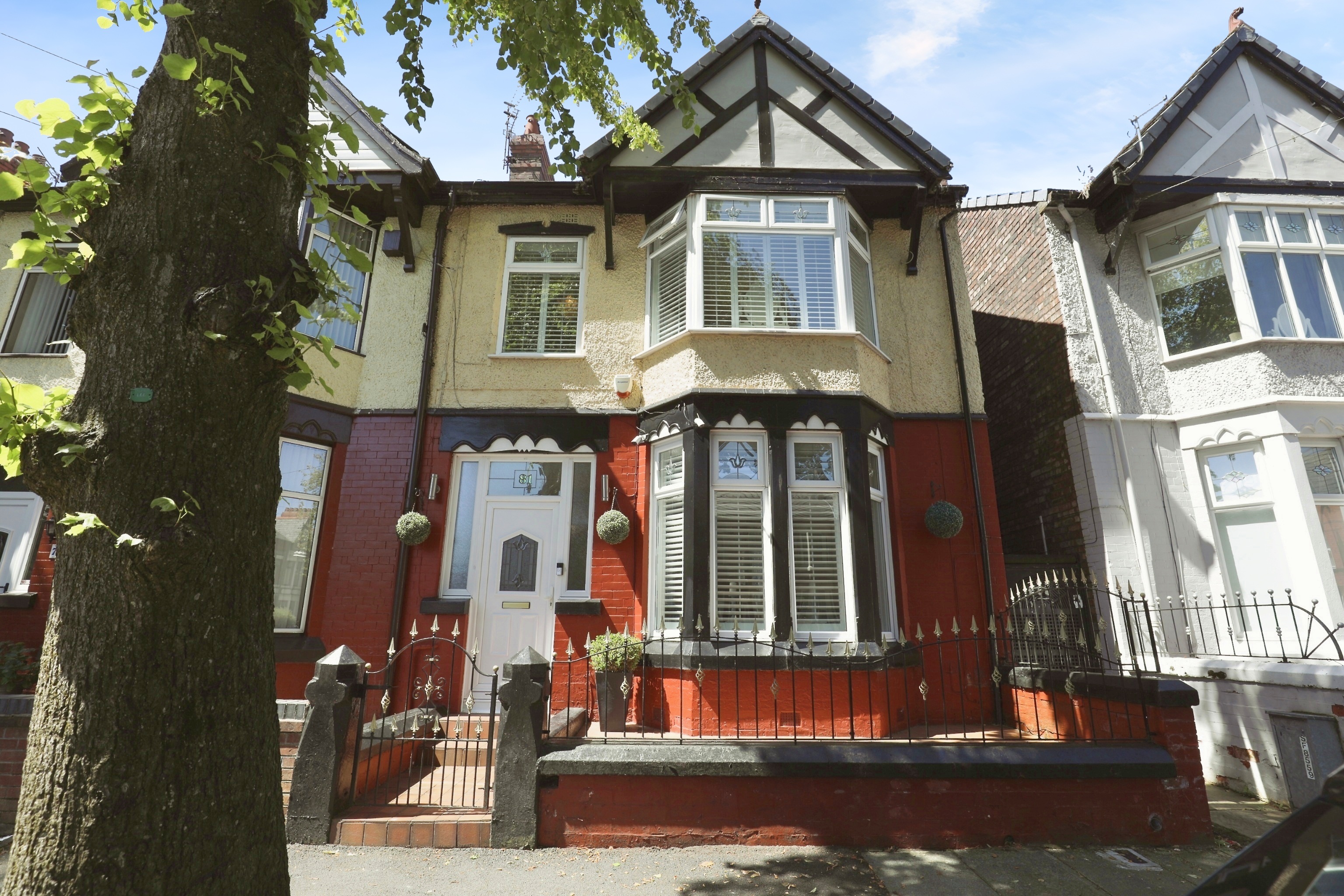 5 bedroom end of terrace house for sale in Elm Vale, Liverpool, L6 8NY