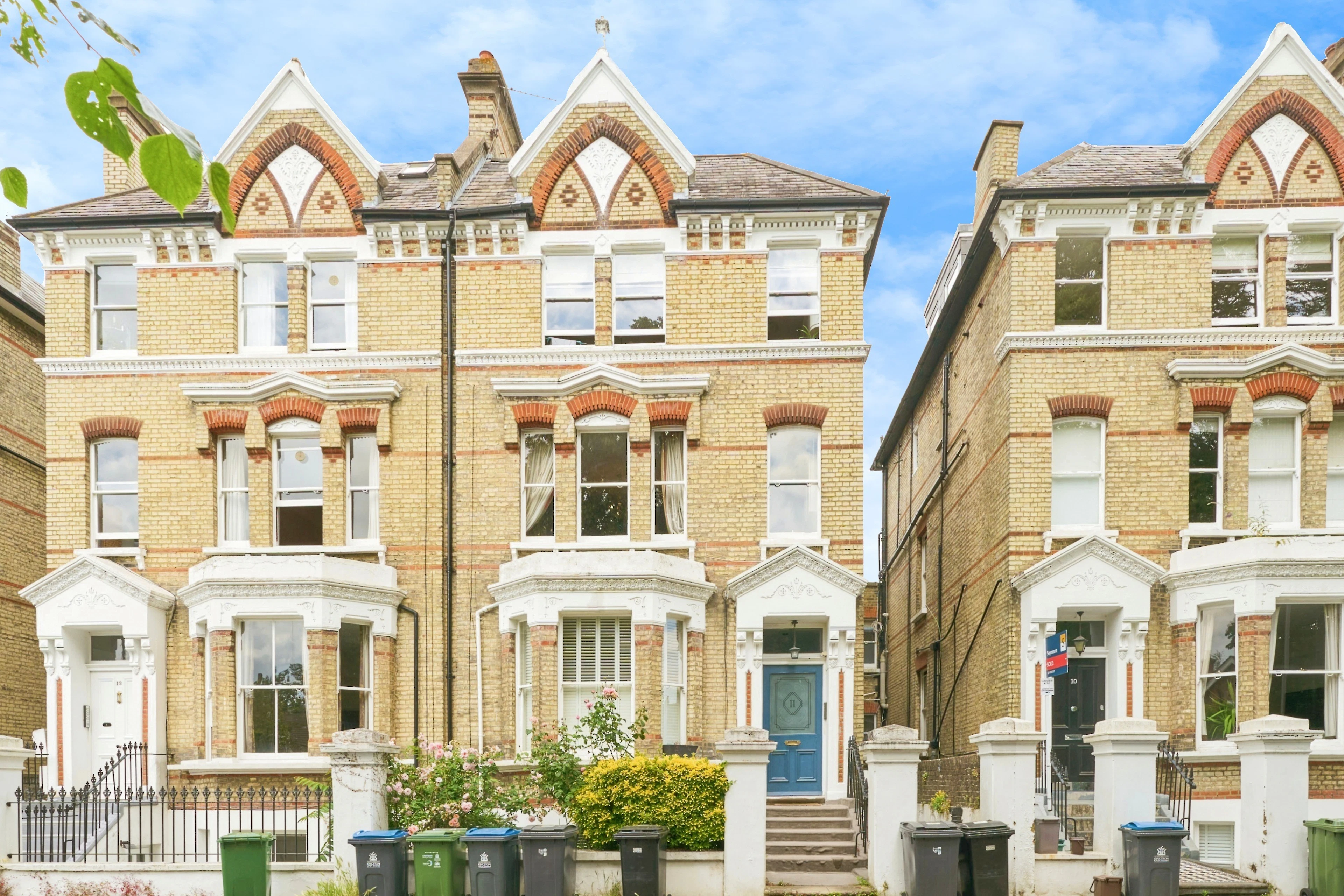 11 St Andrews Square, Surbiton